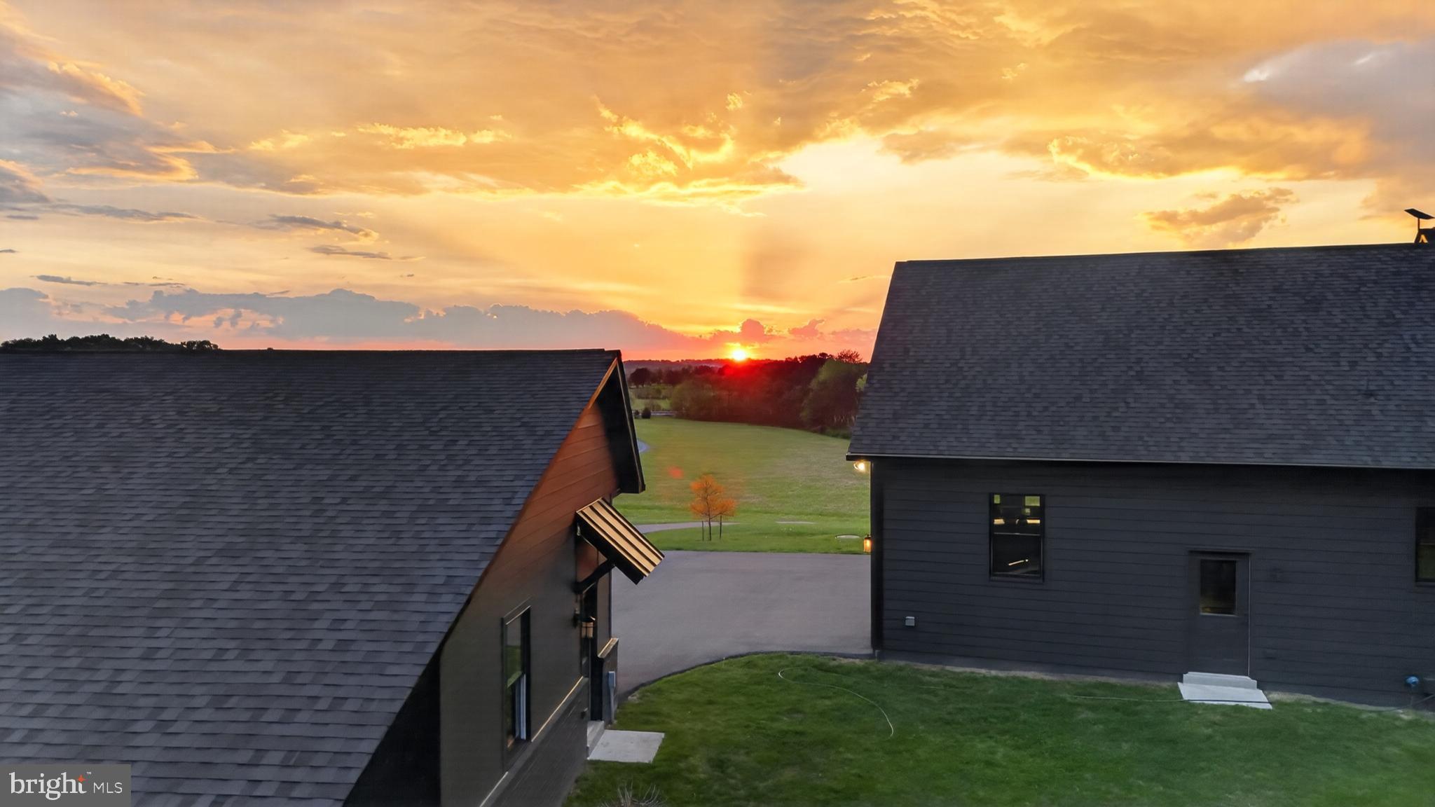 ESTATES AT POTOMAC FARMS - Residential