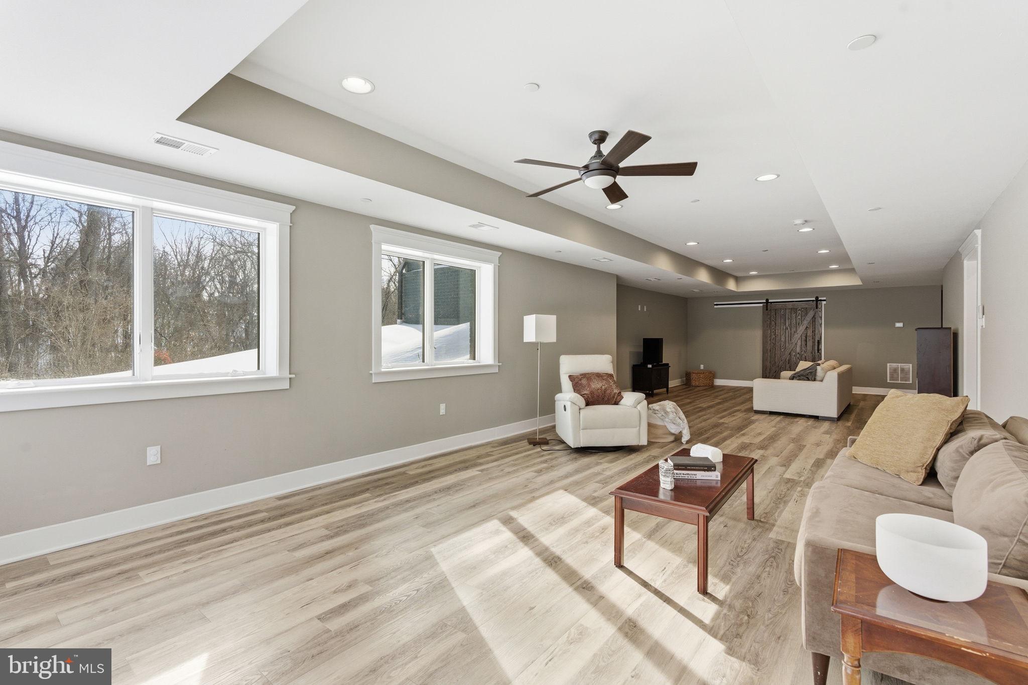 ESTATES AT POTOMAC FARMS - Residential