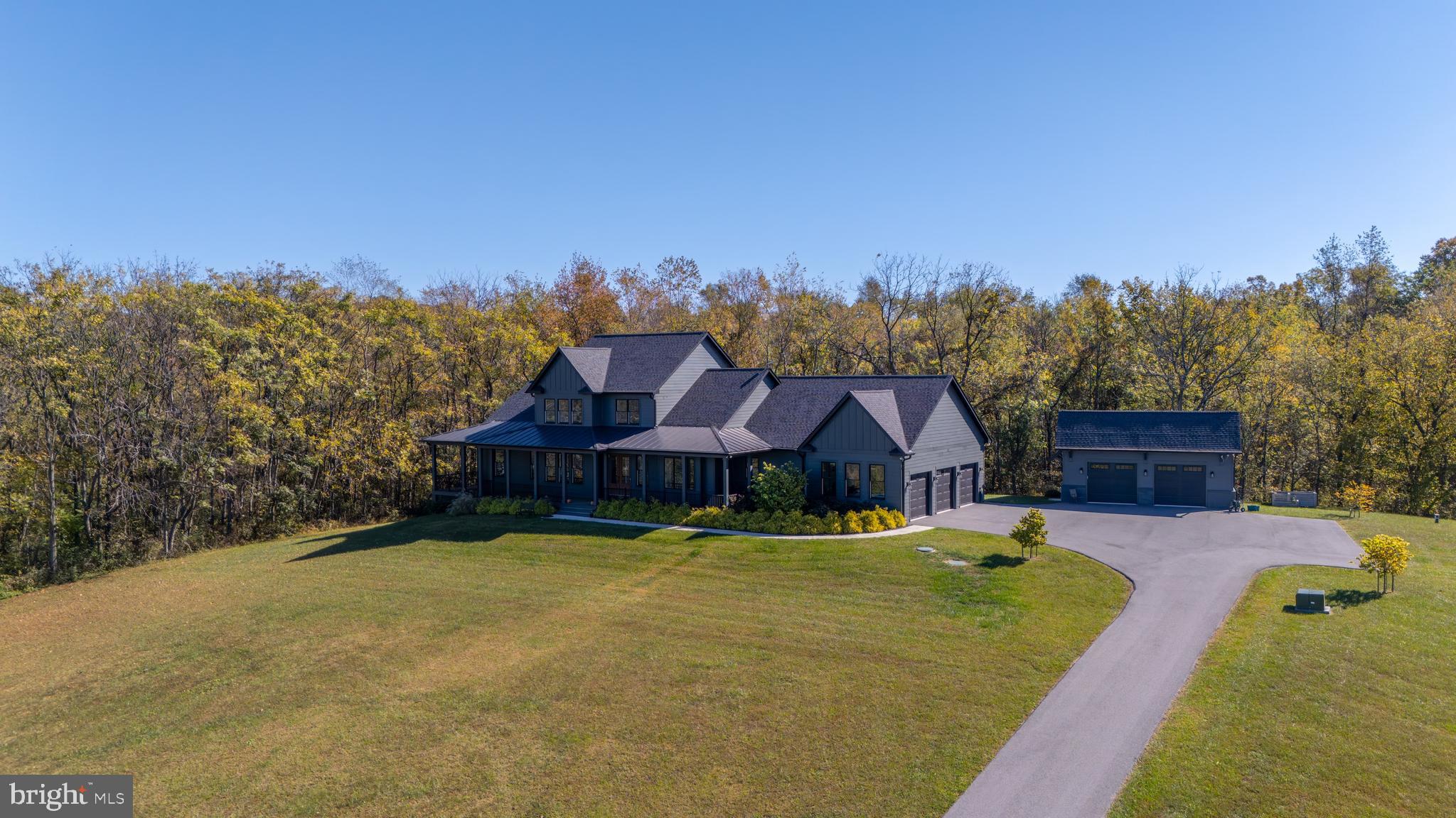 ESTATES AT POTOMAC FARMS - Residential