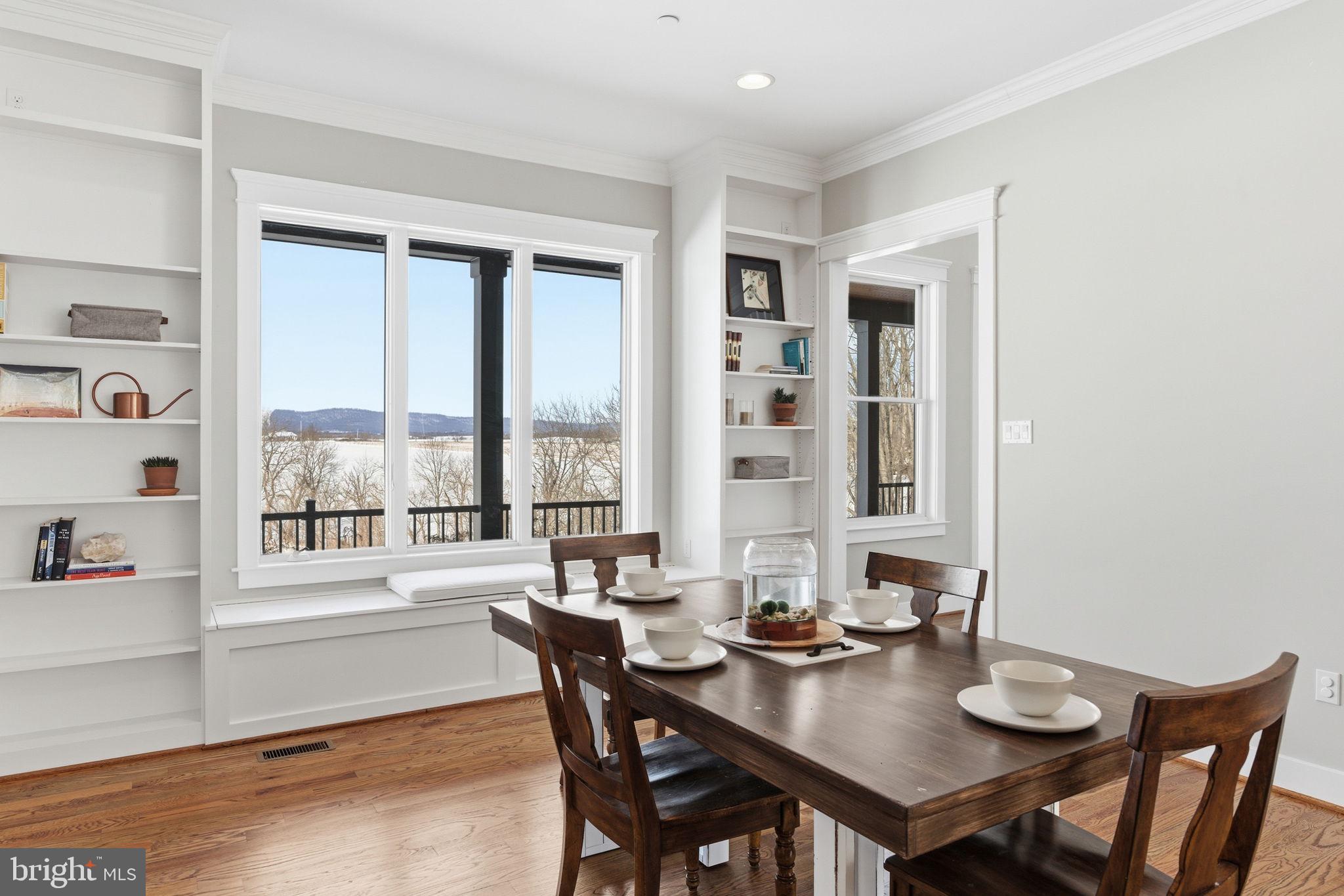 ESTATES AT POTOMAC FARMS - Residential