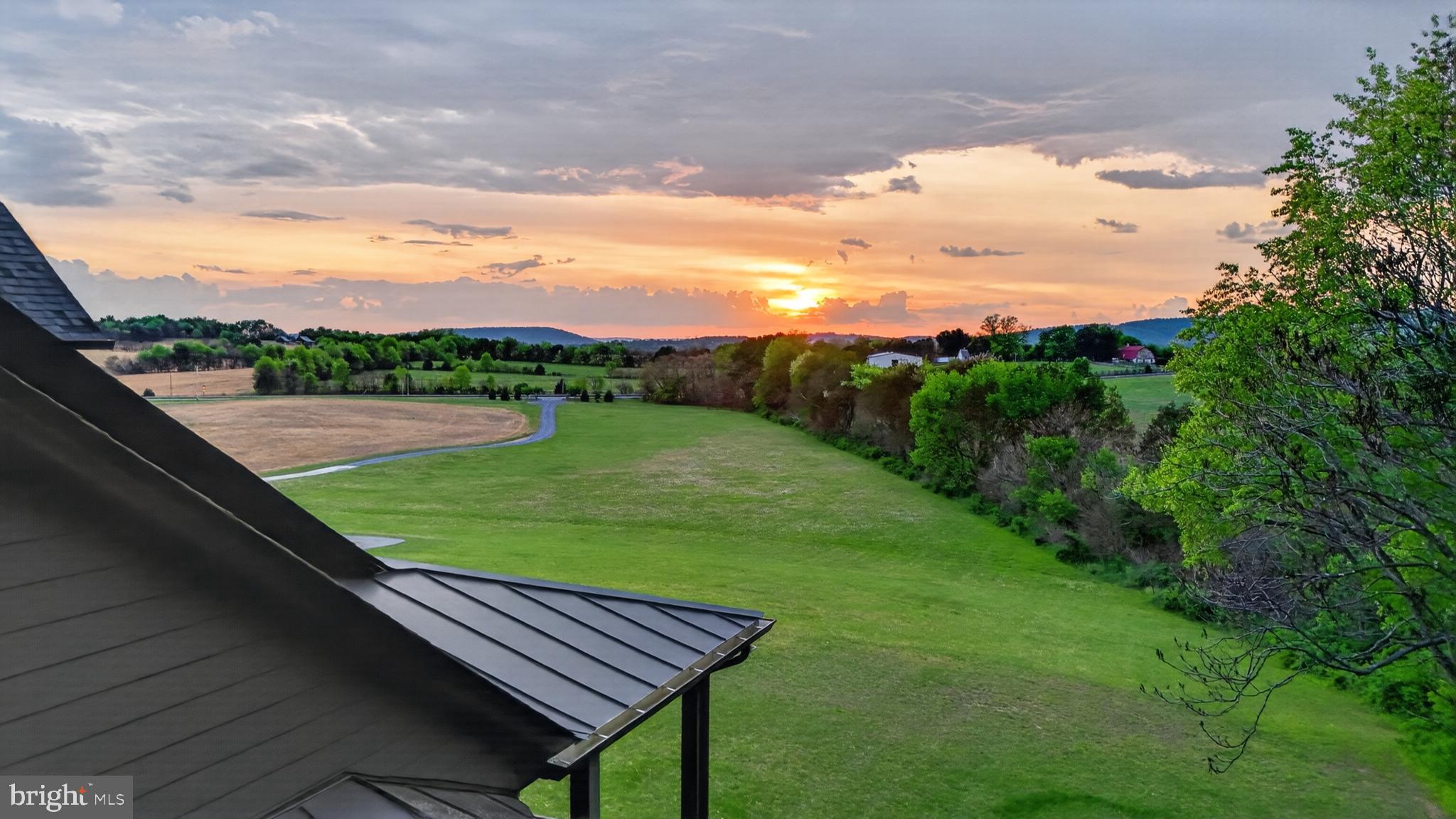 ESTATES AT POTOMAC FARMS - Residential