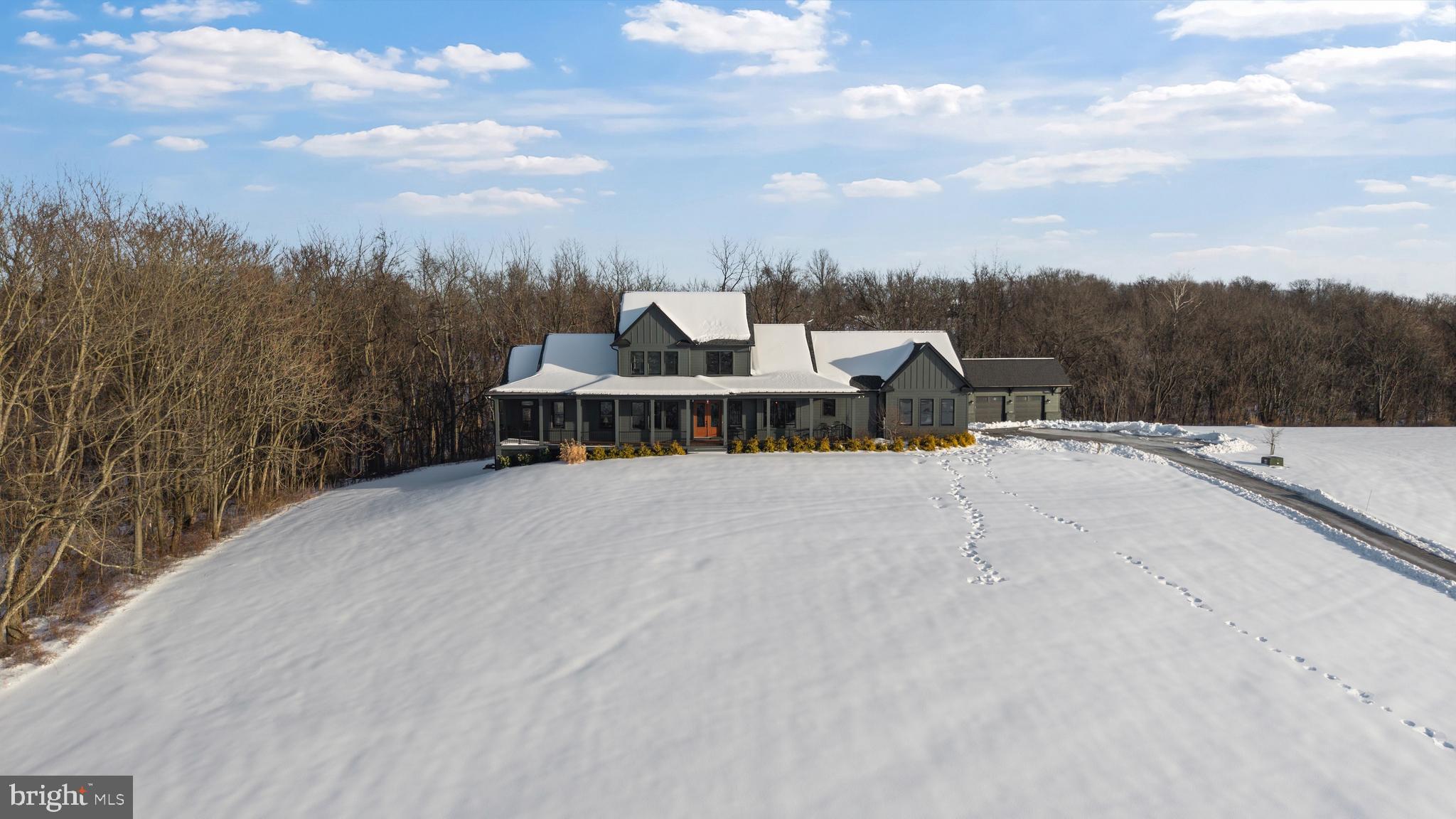 ESTATES AT POTOMAC FARMS - Residential