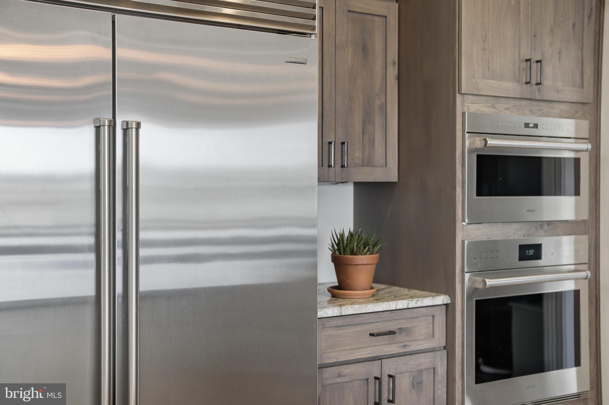 ESTATES AT POTOMAC FARMS - Residential