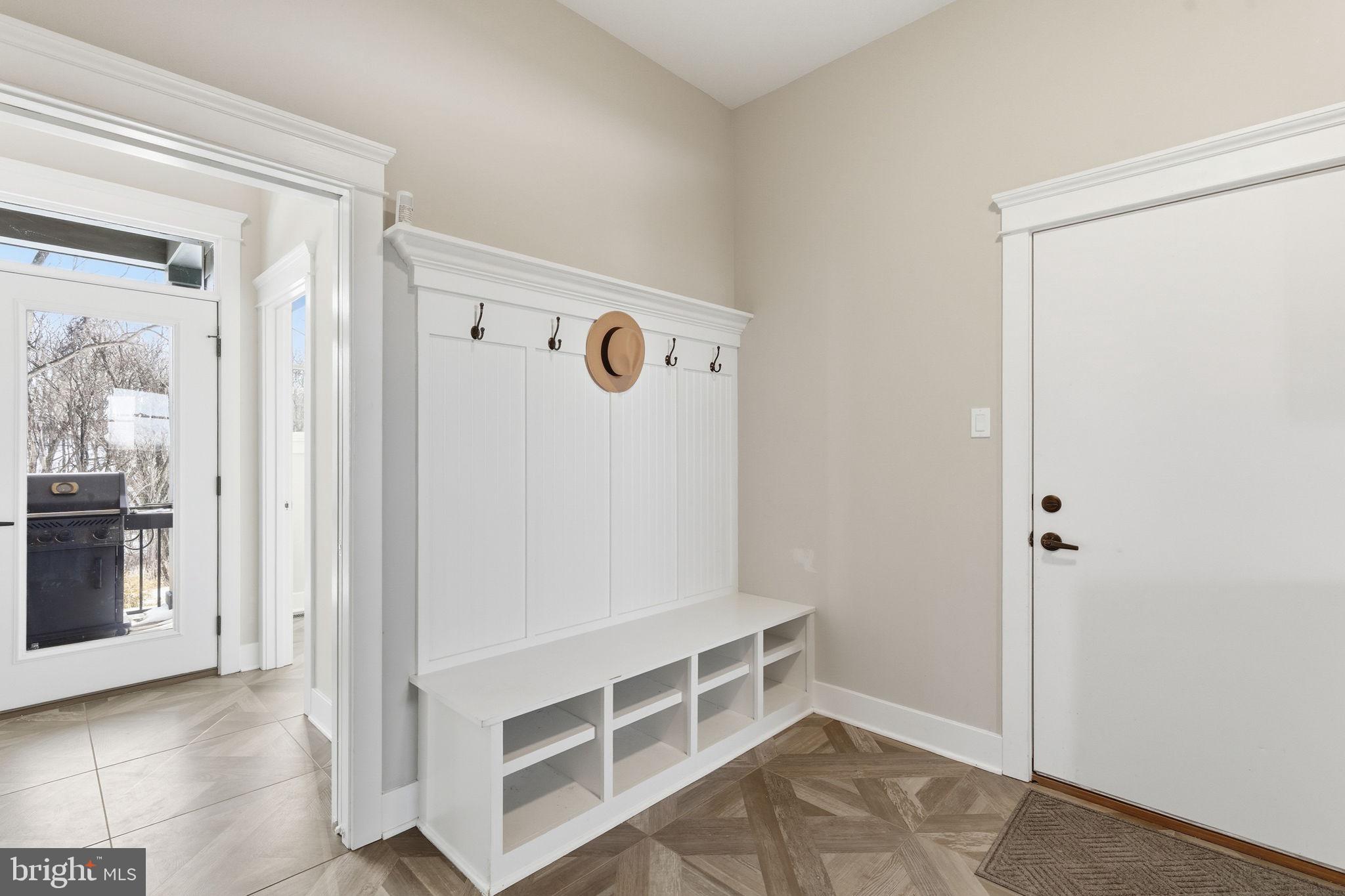 ESTATES AT POTOMAC FARMS - Residential