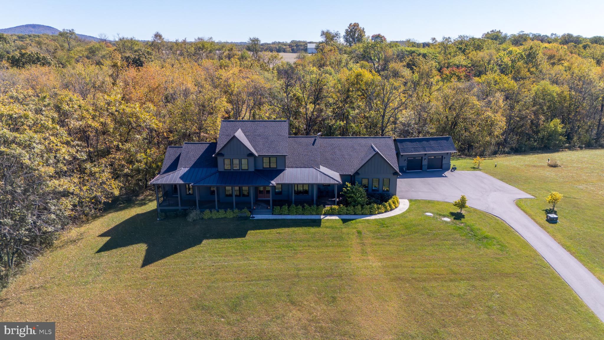 ESTATES AT POTOMAC FARMS - Residential