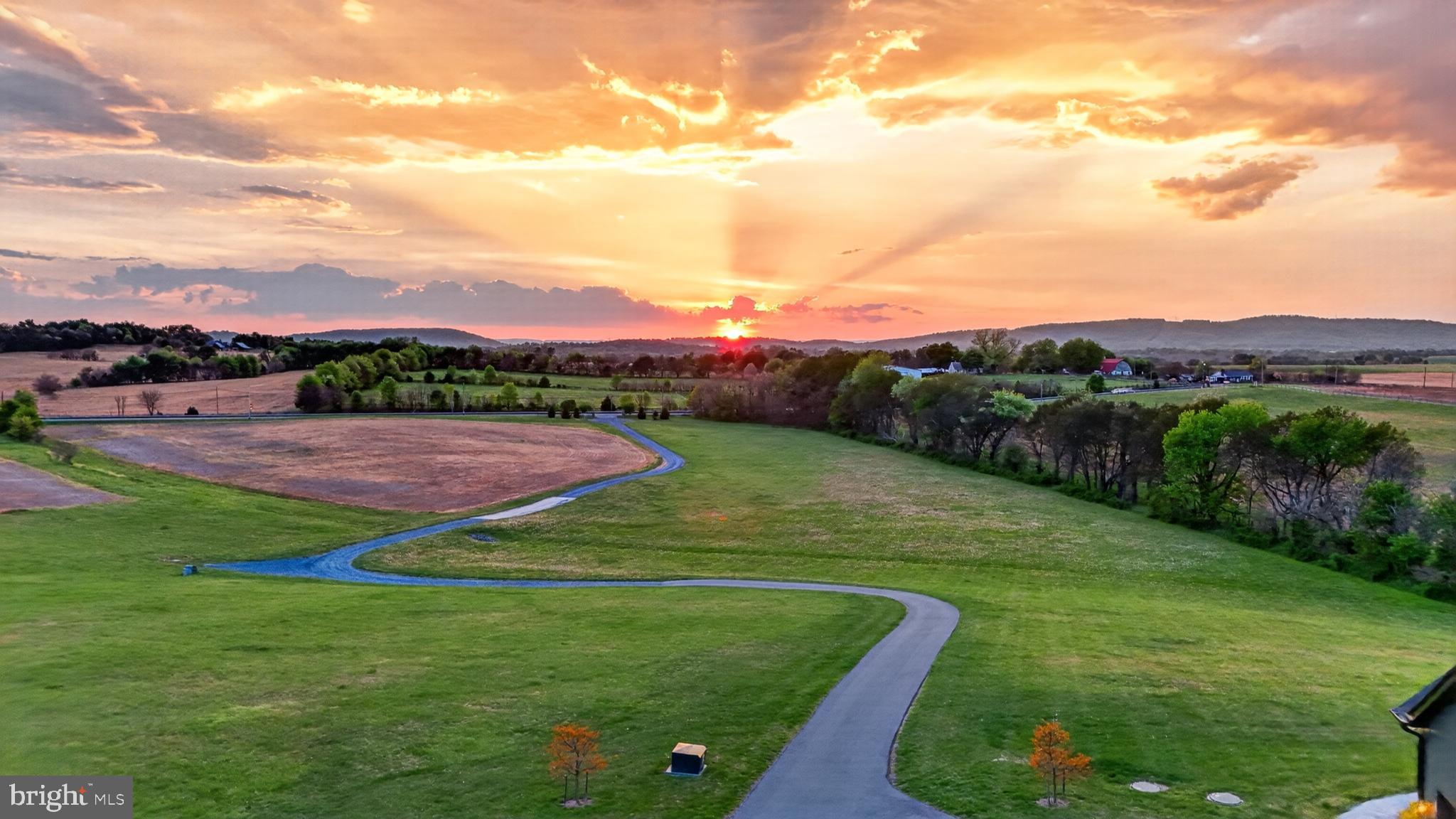 ESTATES AT POTOMAC FARMS - Residential