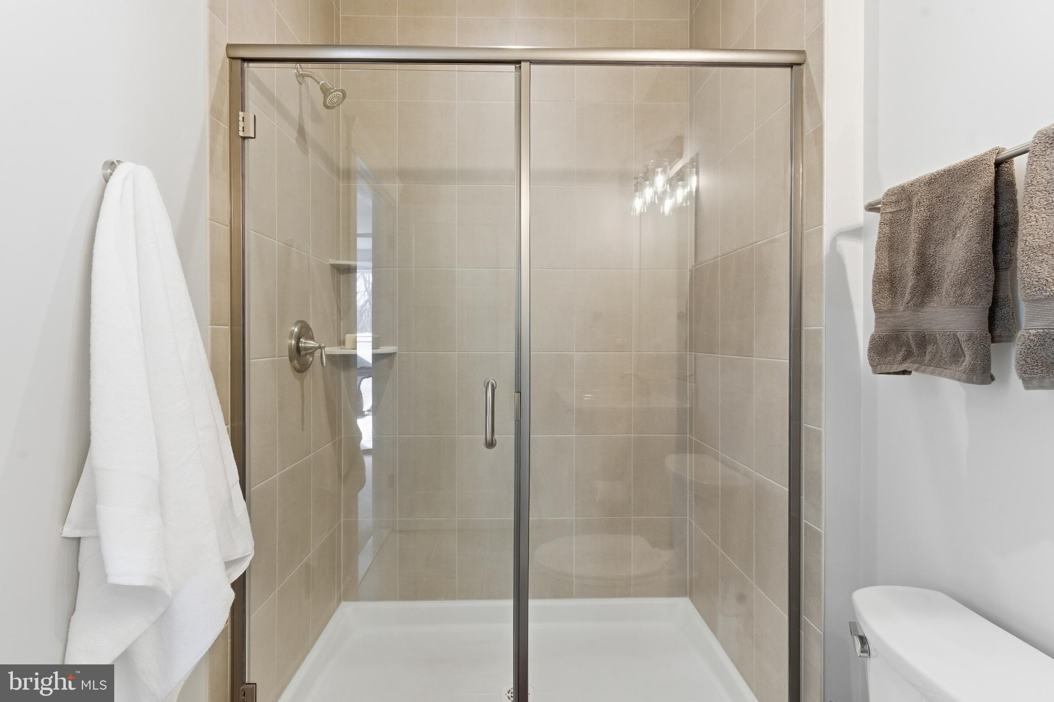 ESTATES AT POTOMAC FARMS - Residential