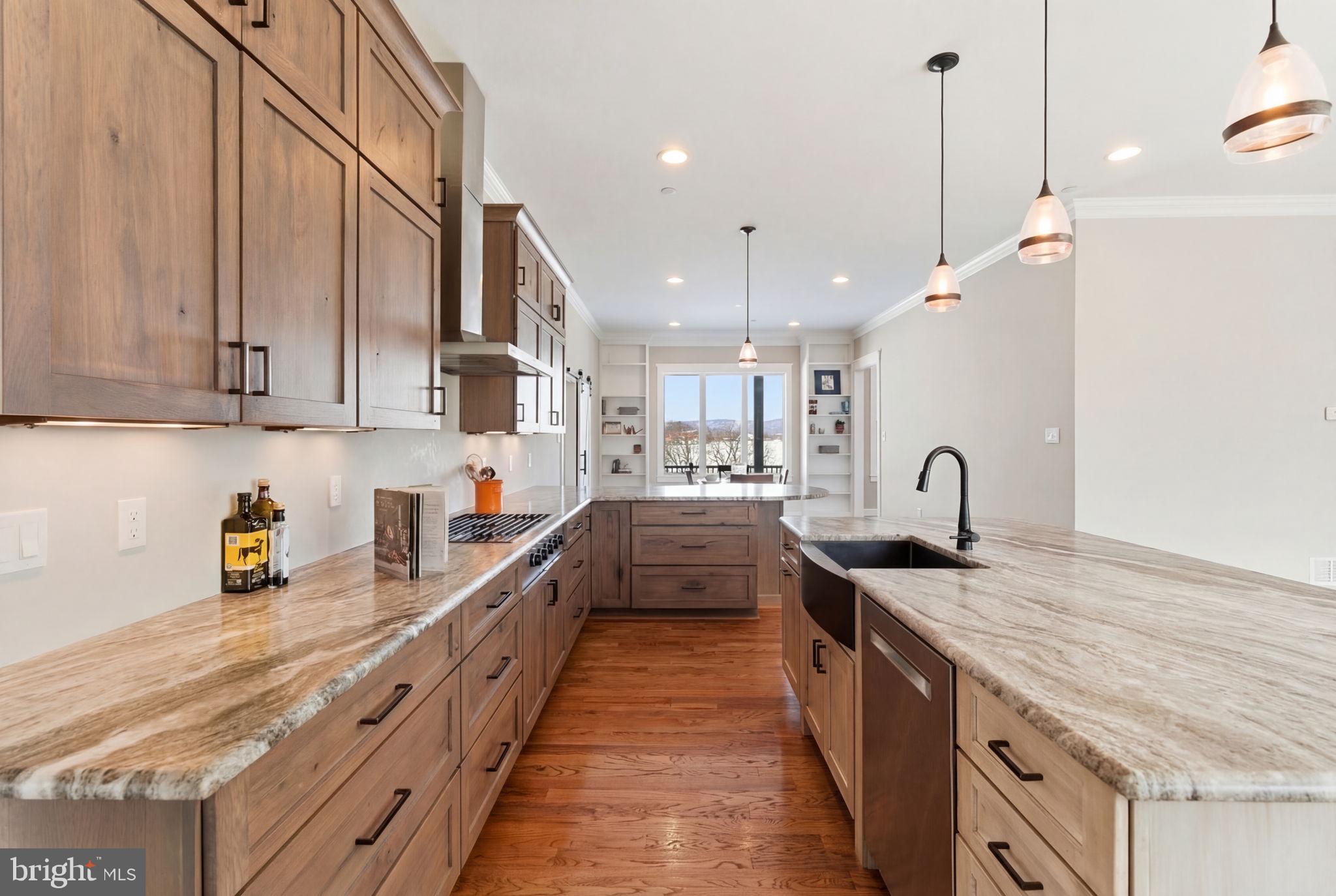 ESTATES AT POTOMAC FARMS - Residential