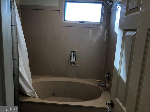 BAYSIDE MARINA - Residential Lease