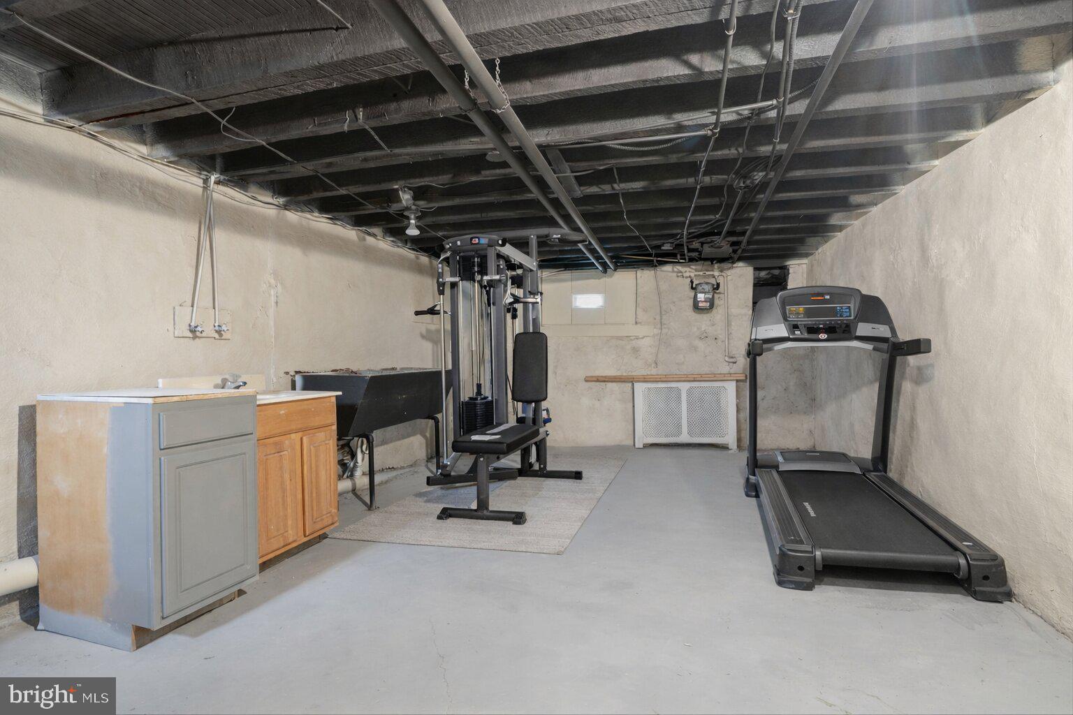 KENSINGTON - Residential