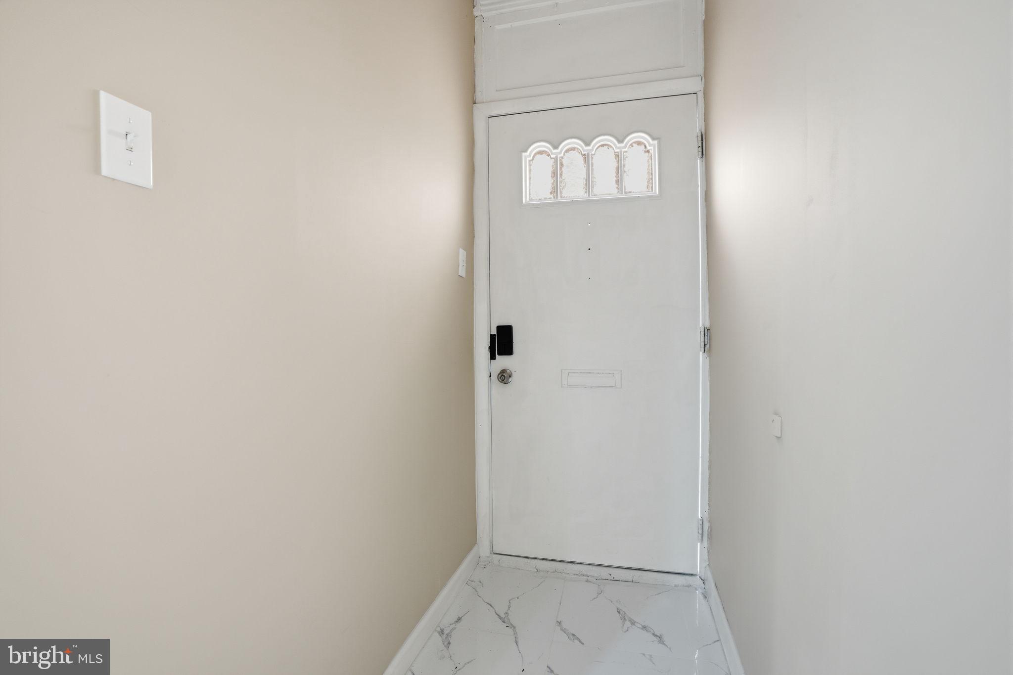 KENSINGTON - Residential