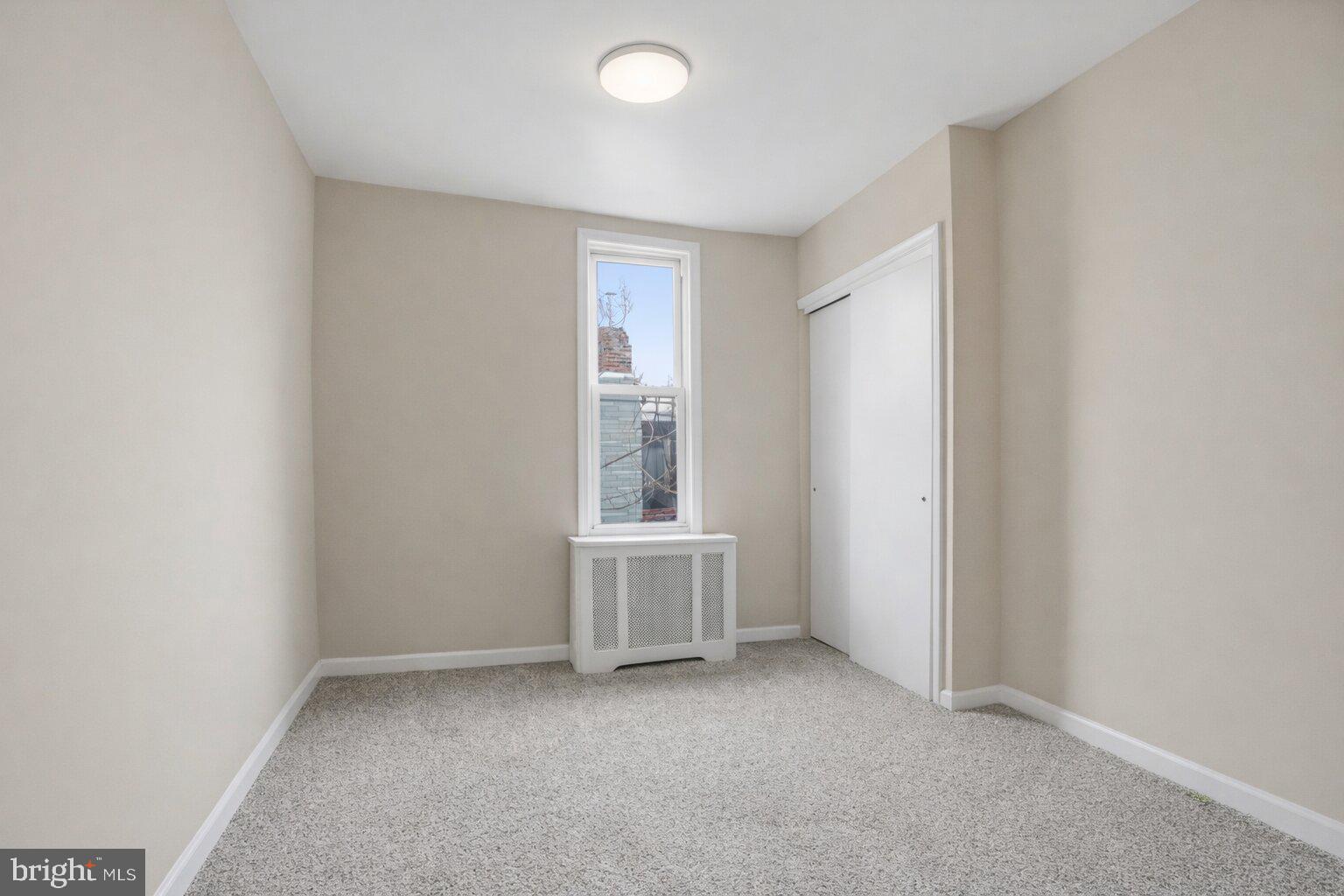 KENSINGTON - Residential