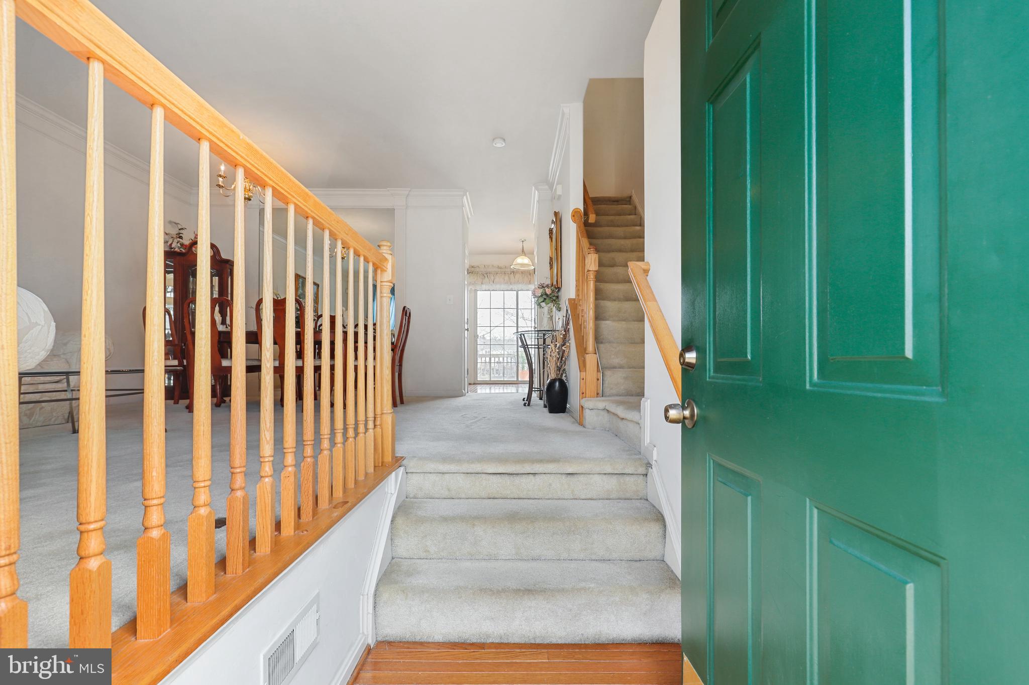 ASHBURN VILLAGE - Residential