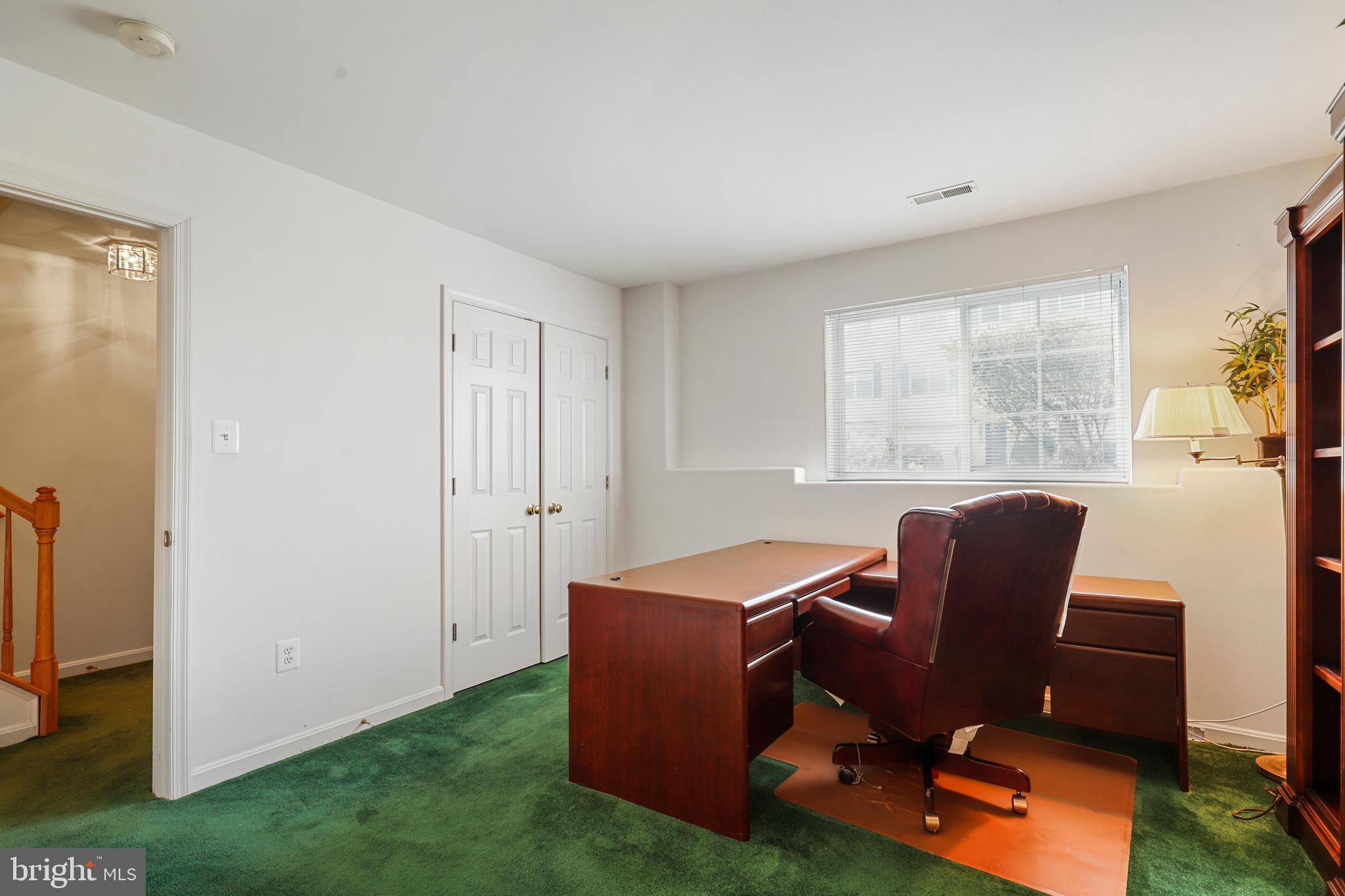 ASHBURN VILLAGE - Residential