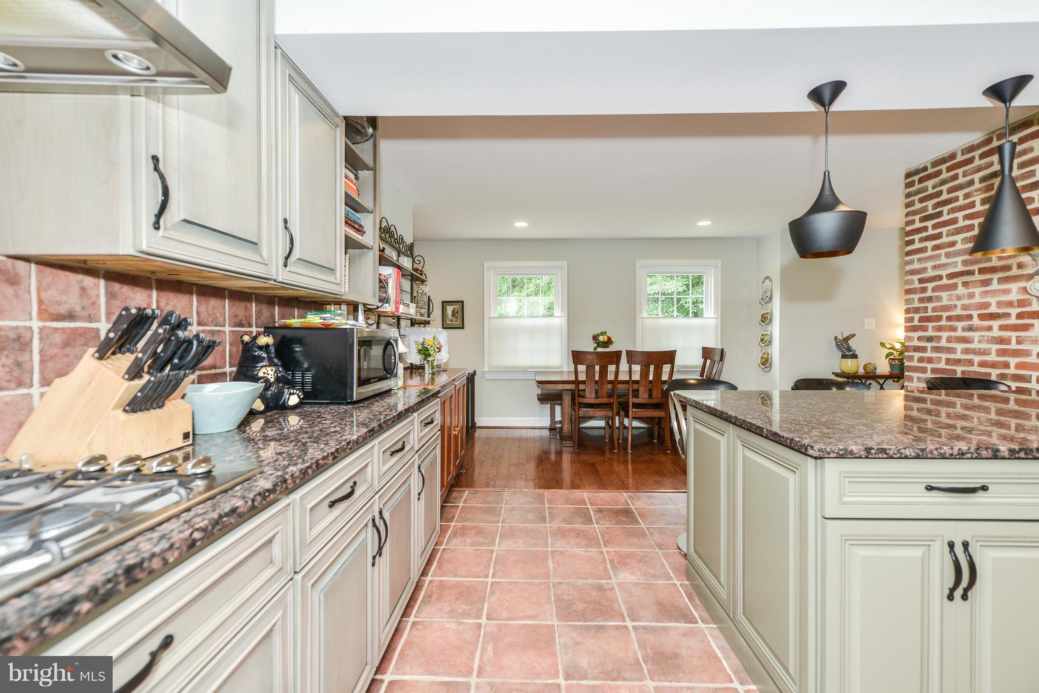 SPRINGHAVEN ESTATES - Residential Lease