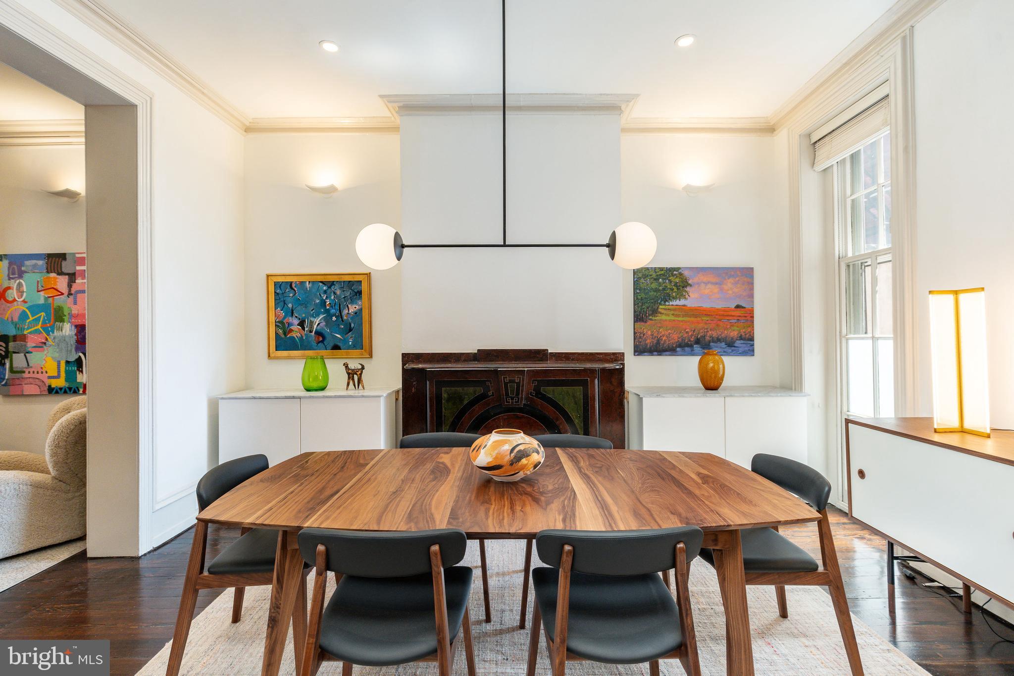 SOCIETY HILL - Residential