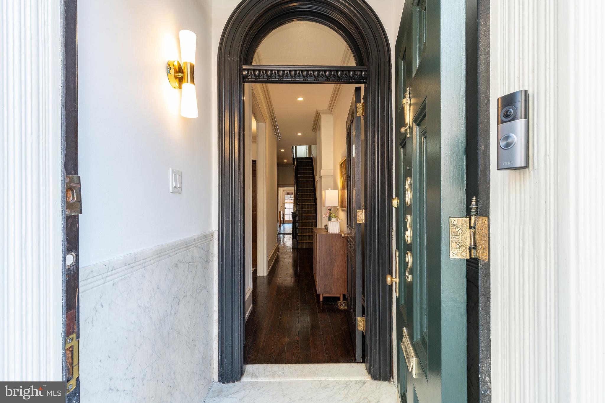 SOCIETY HILL - Residential