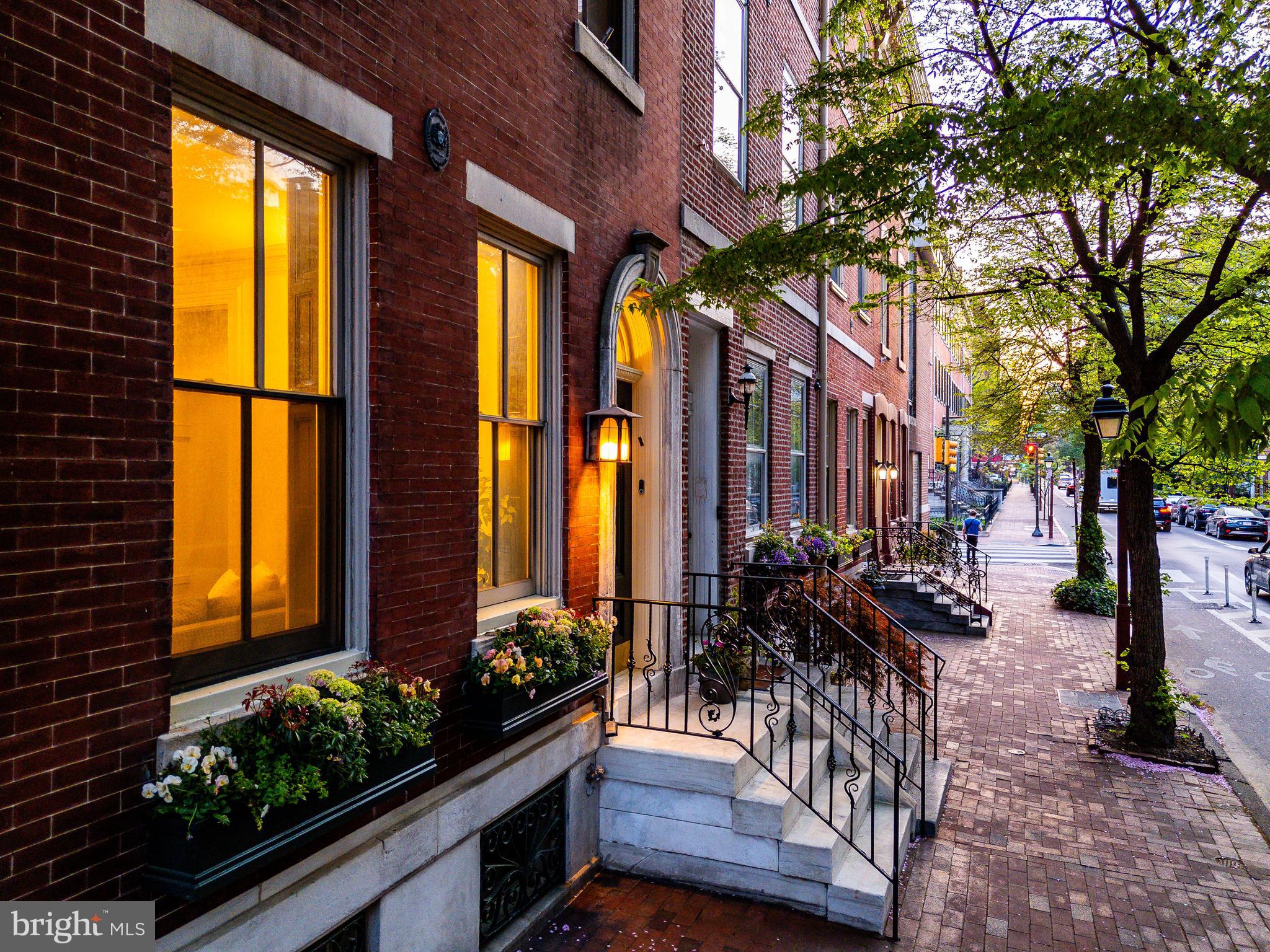 SOCIETY HILL - Residential