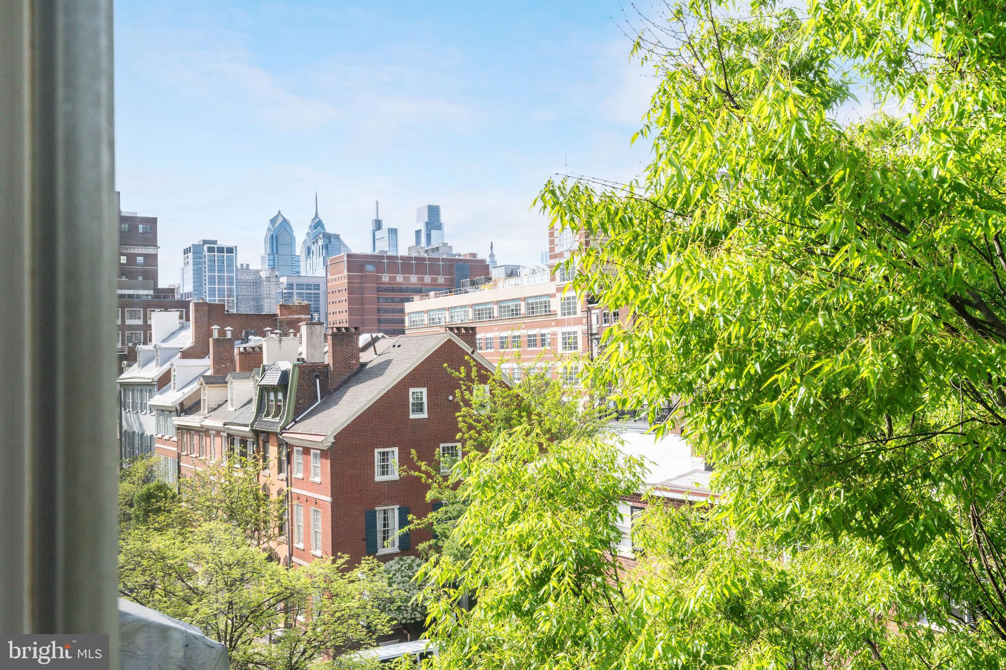 SOCIETY HILL - Residential