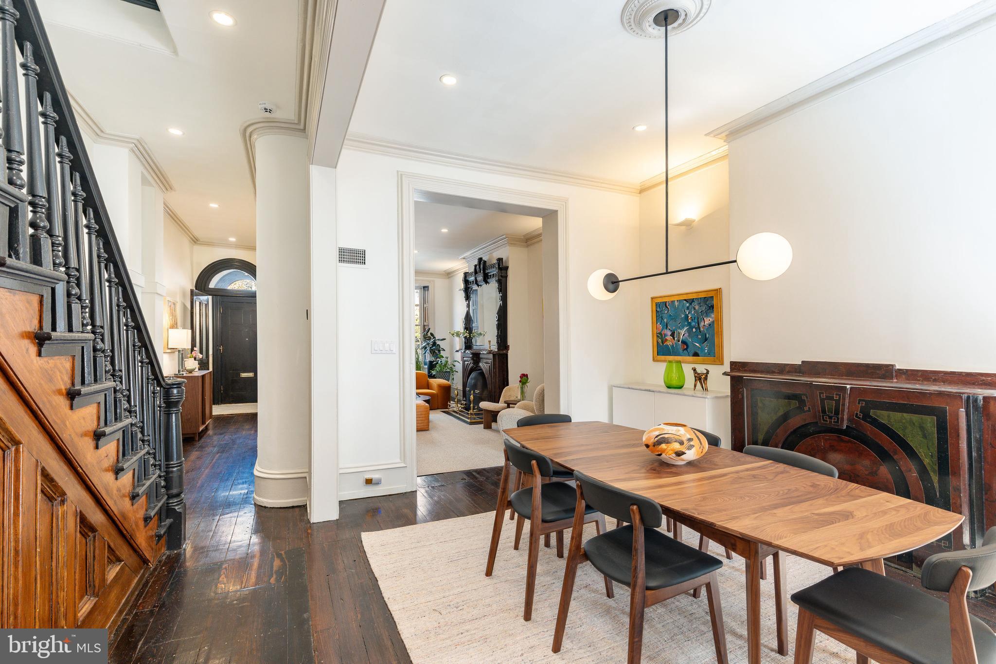 SOCIETY HILL - Residential