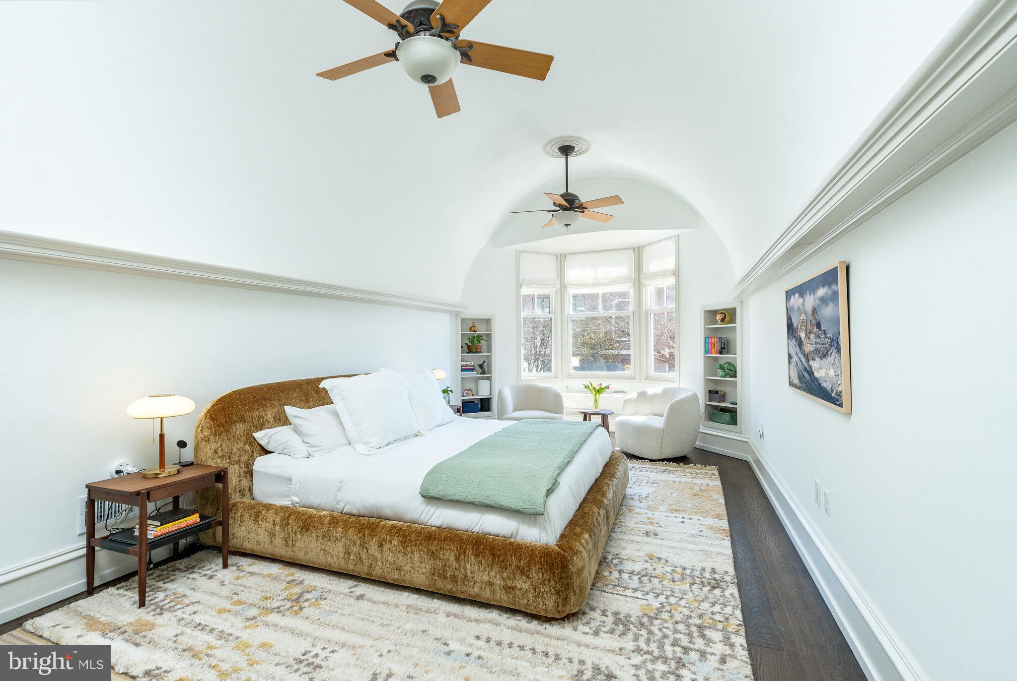 SOCIETY HILL - Residential