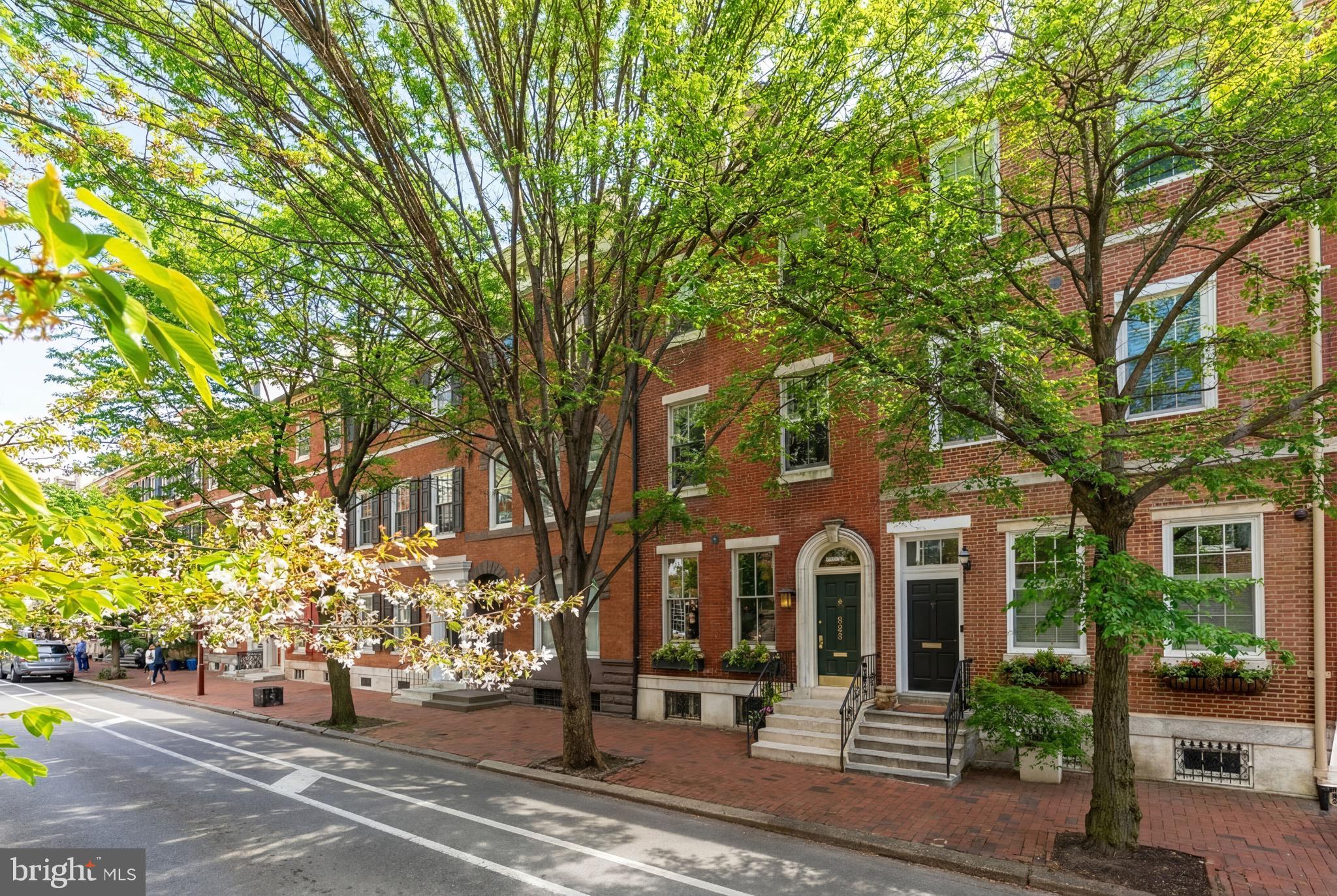 SOCIETY HILL - Residential