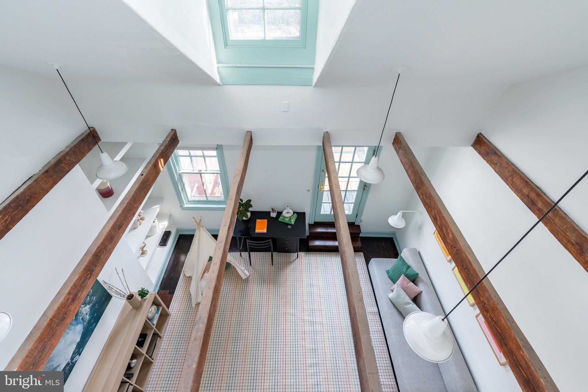 SOCIETY HILL - Residential