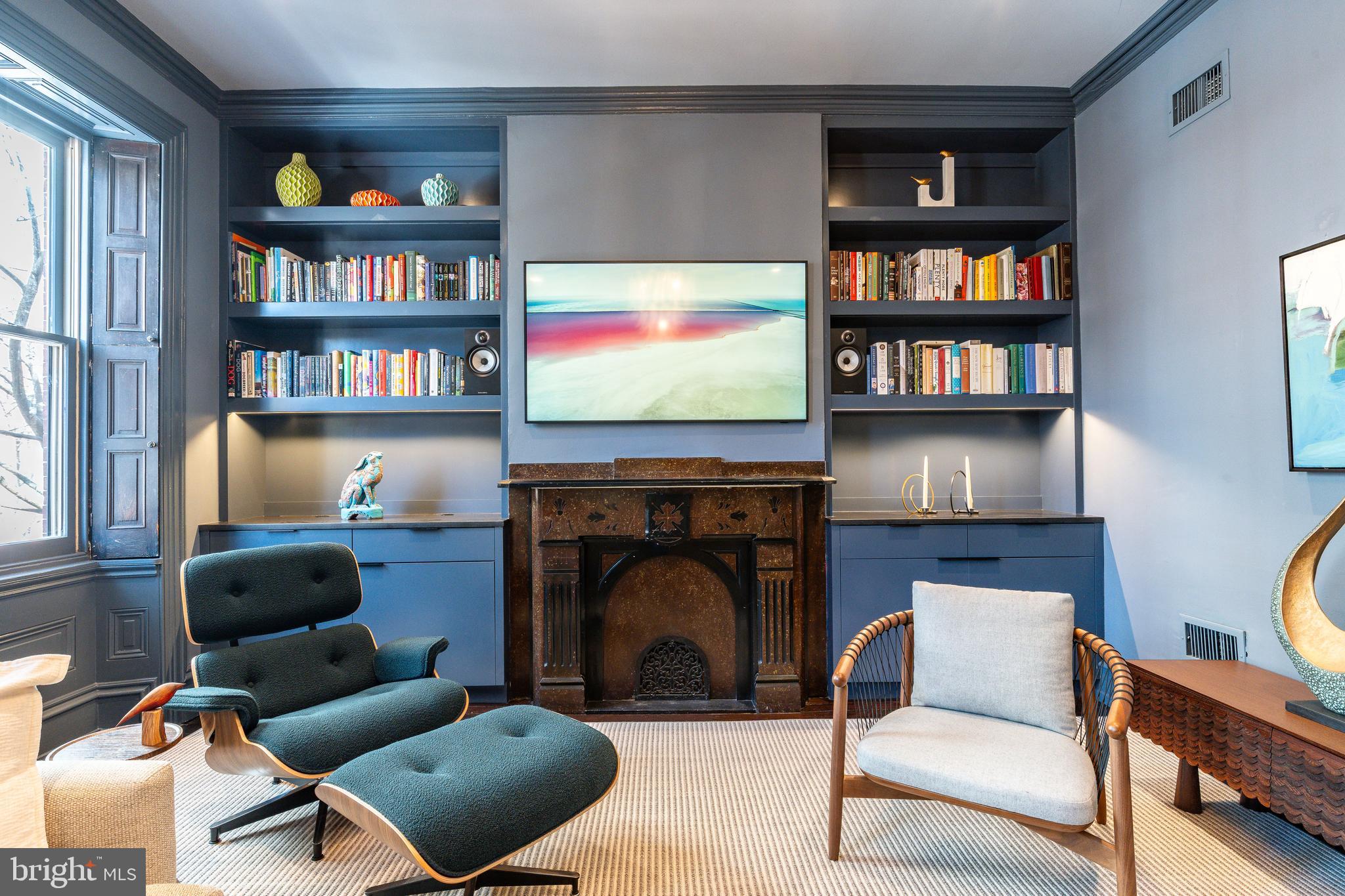 SOCIETY HILL - Residential