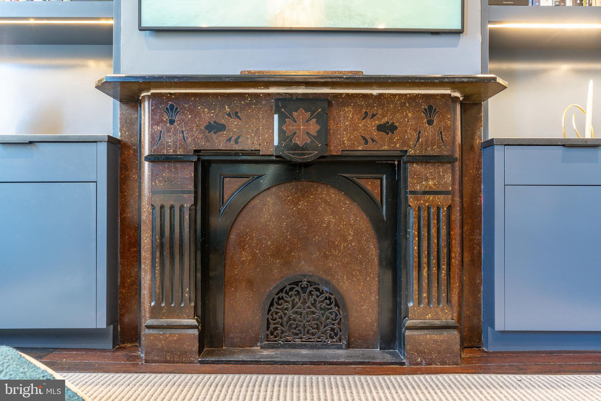 SOCIETY HILL - Residential