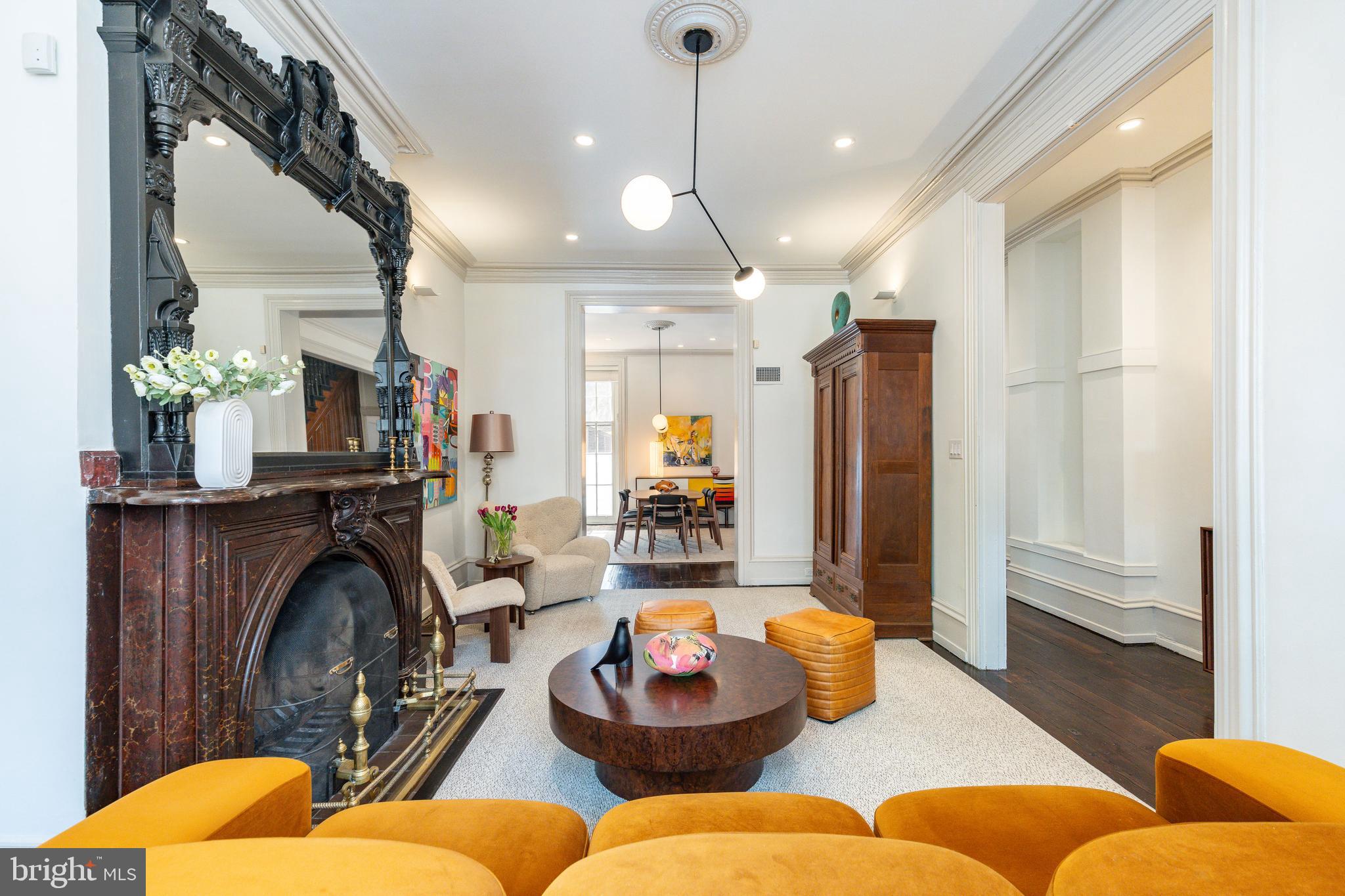 SOCIETY HILL - Residential