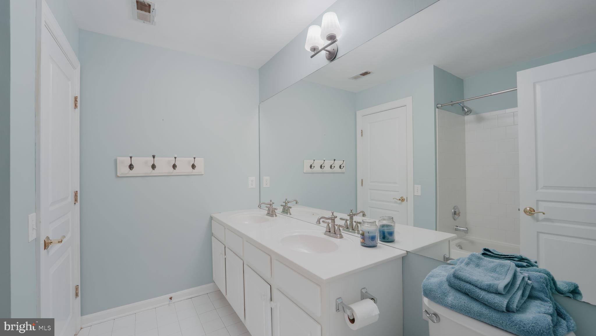 EAGLETON FARMS - Residential