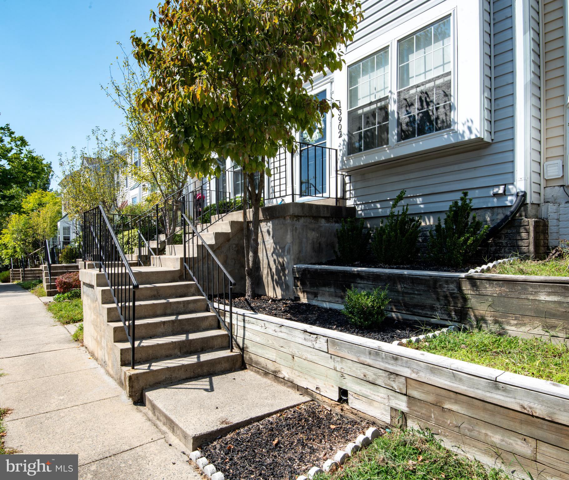 SINGLETONS GROVE - Residential