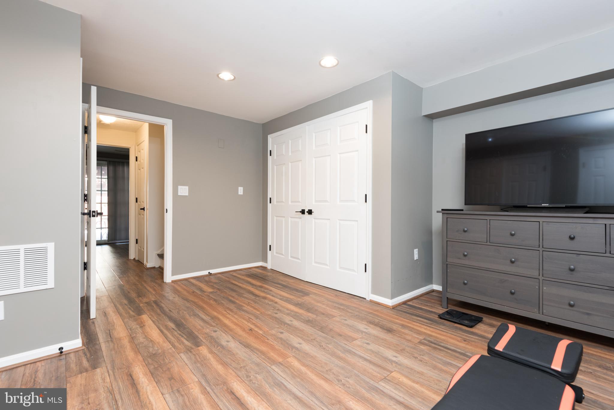 SINGLETONS GROVE - Residential