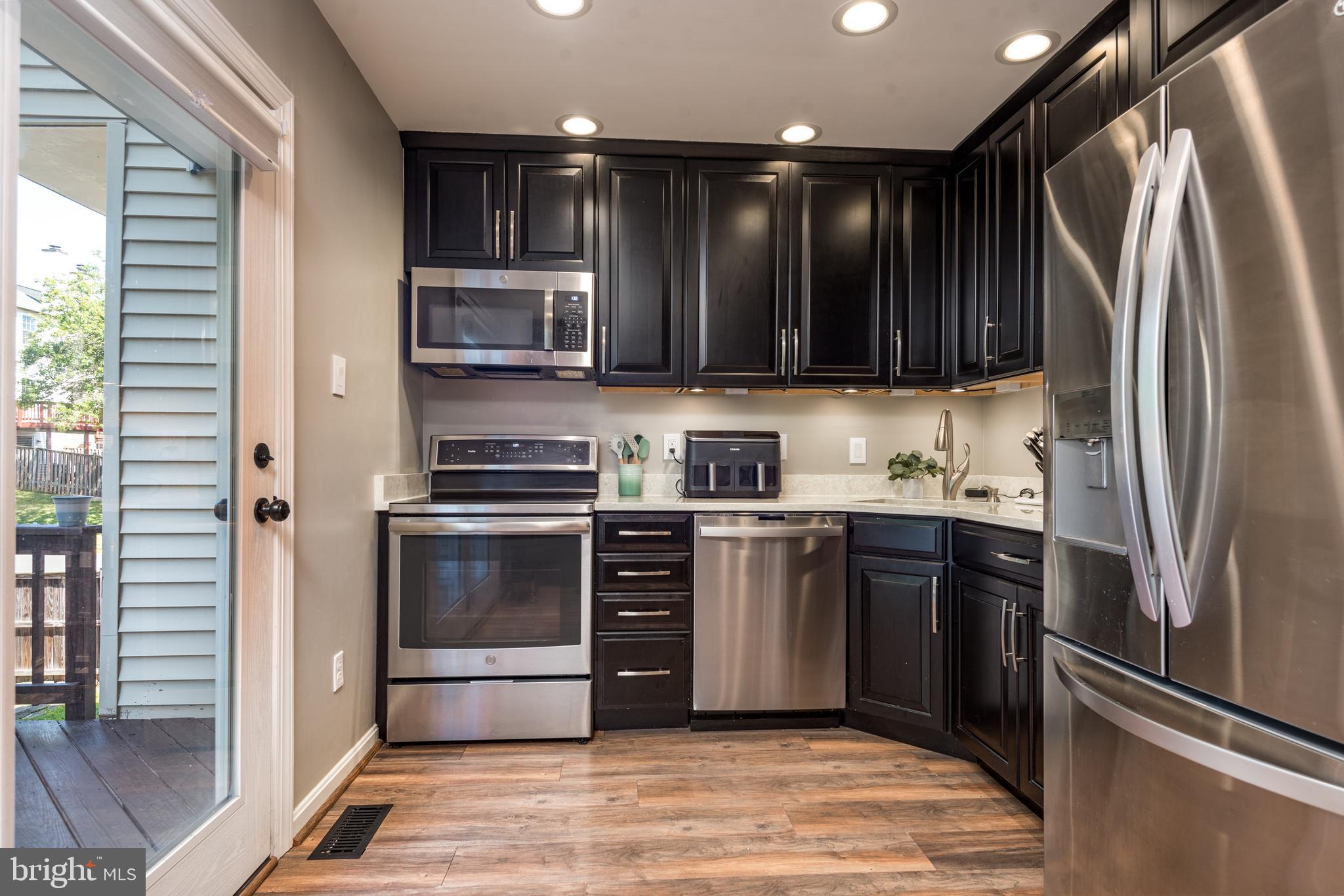 SINGLETONS GROVE - Residential