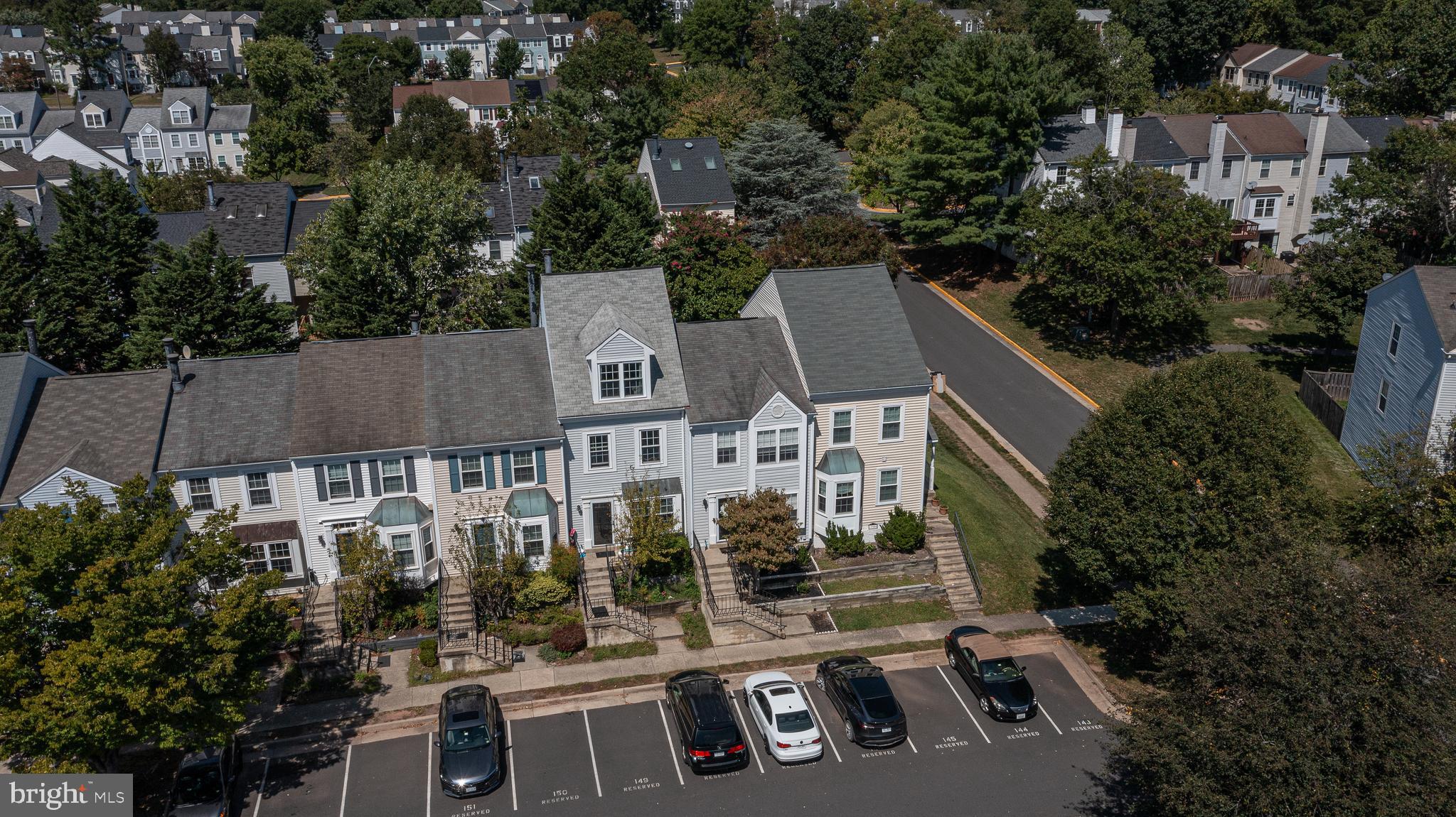 SINGLETONS GROVE - Residential