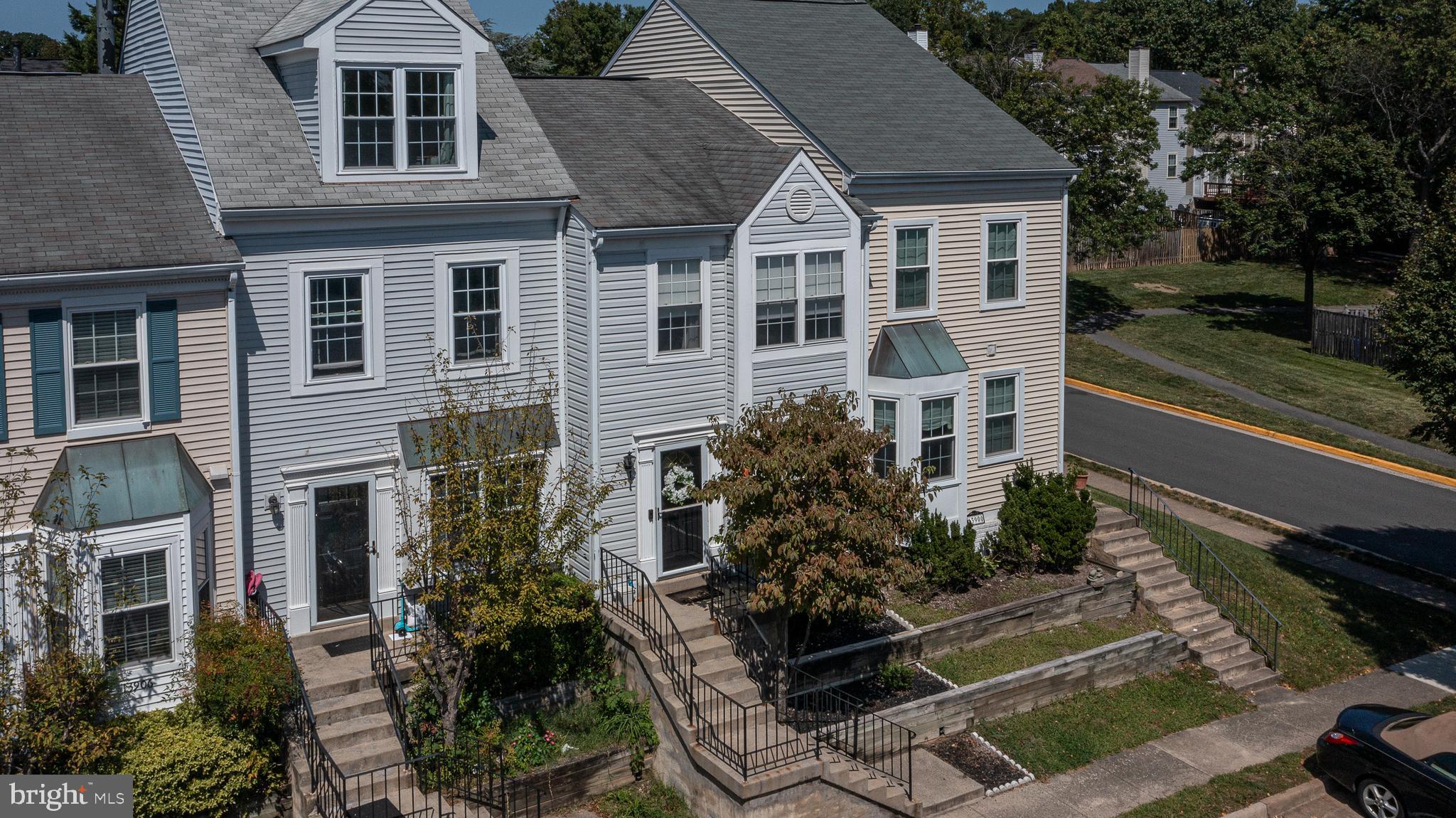 SINGLETONS GROVE - Residential