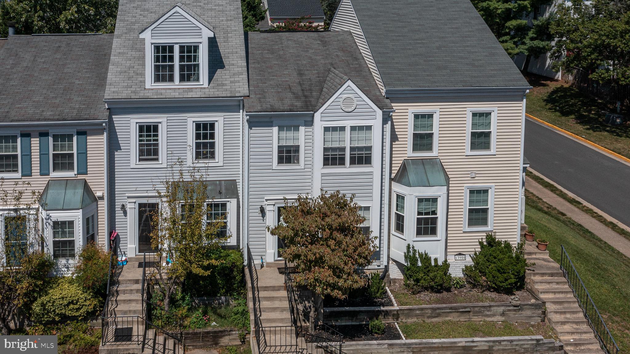 SINGLETONS GROVE - Residential