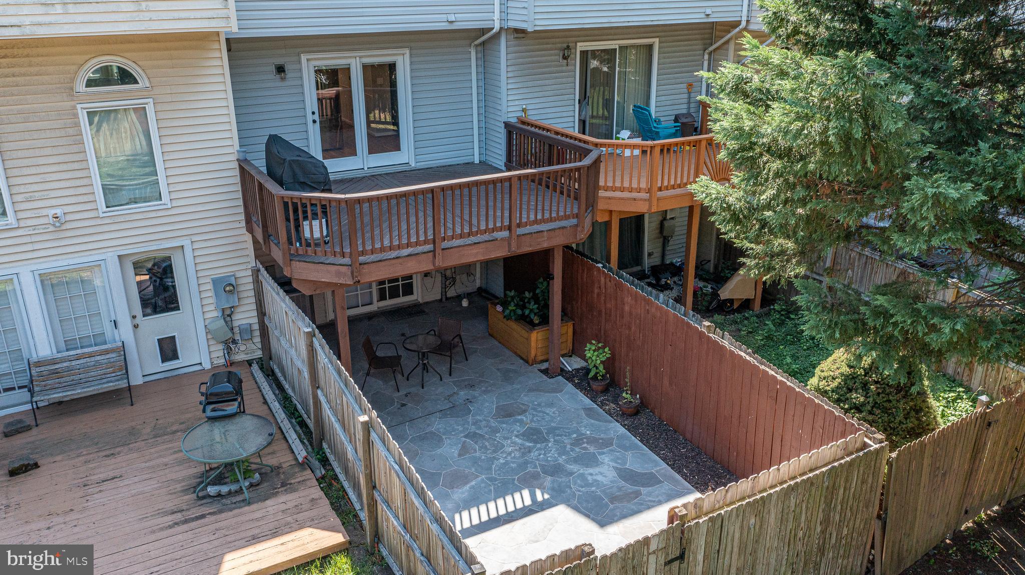 SINGLETONS GROVE - Residential