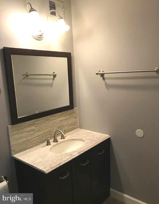 LAKE RIDGE - Residential Lease