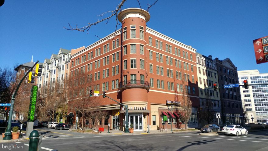 ROCKVILLE TOWN SQUARE! Beautiful building in the heart of Rockville, 2 blocks to Metro. Tons of restaurants, shops, CVS, up-scale groc. Hardwood floors, stainless steel appliances, granite countertops, ceramic tile. Large living space, 9' ceiling, gourmet kitchen, full-size washer and dryer in unit. Large Patio, gorgeous club room, fitness center & pool. Secure entry building. Garage parking. Available immediately.   The exercise room and club room are on the third floor to the right after you get off the elevator.