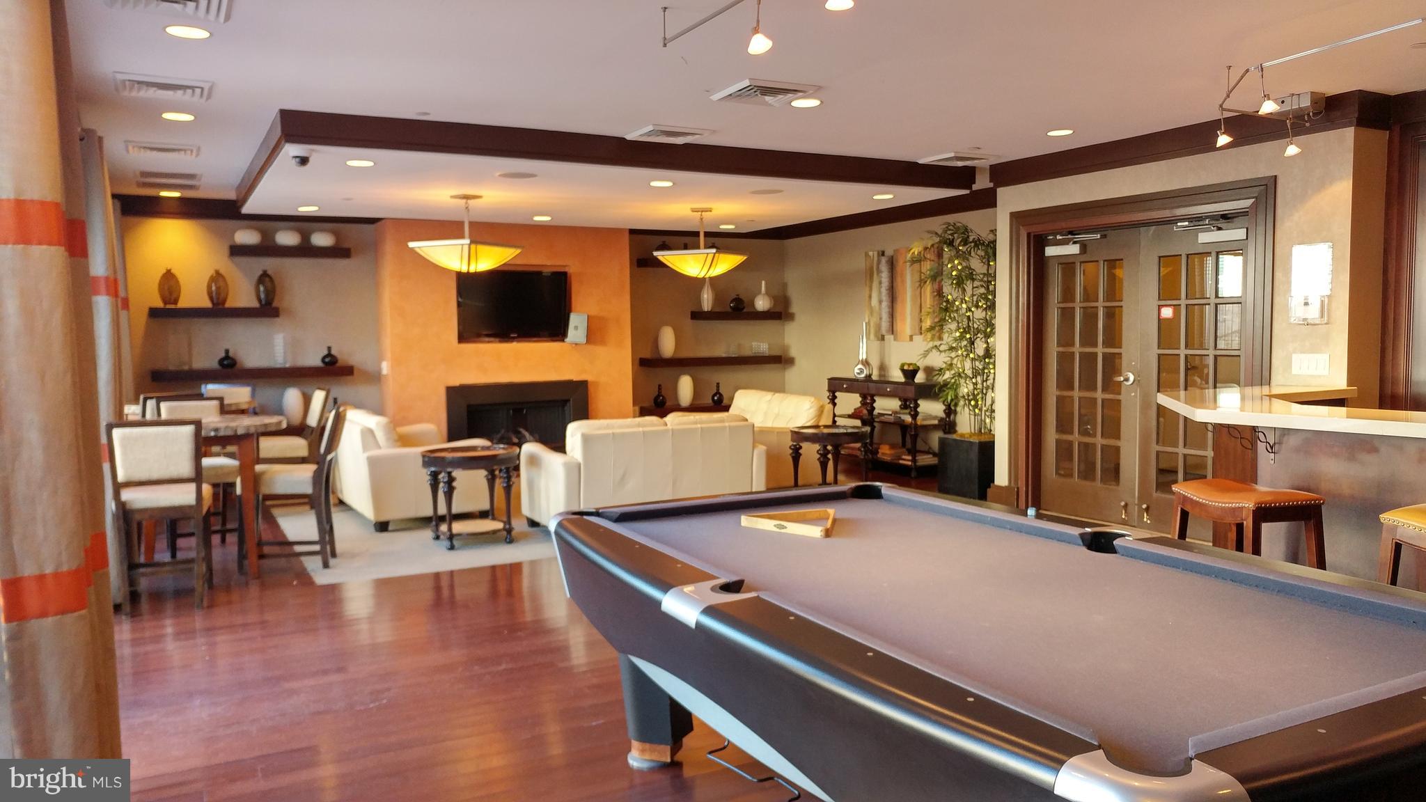 PALLADIAN - Residential Lease