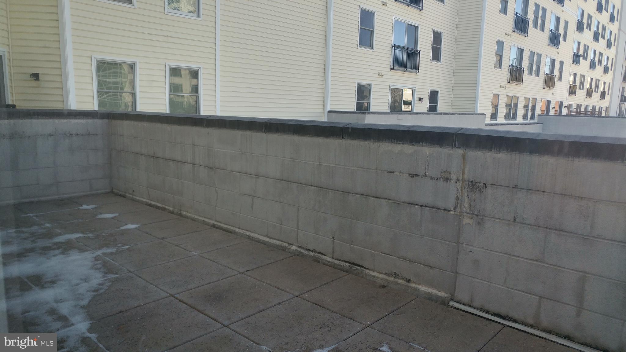 PALLADIAN - Residential Lease