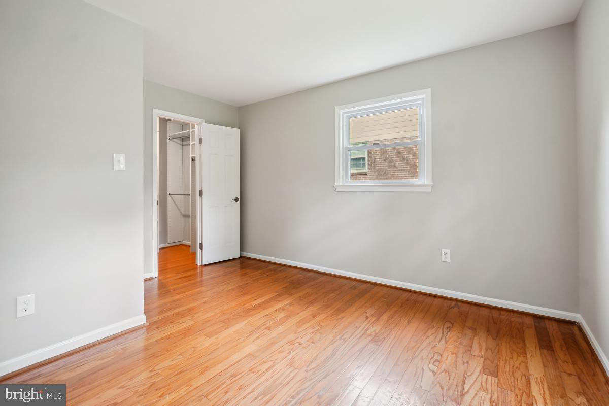 POTOMAC WOODS - Residential