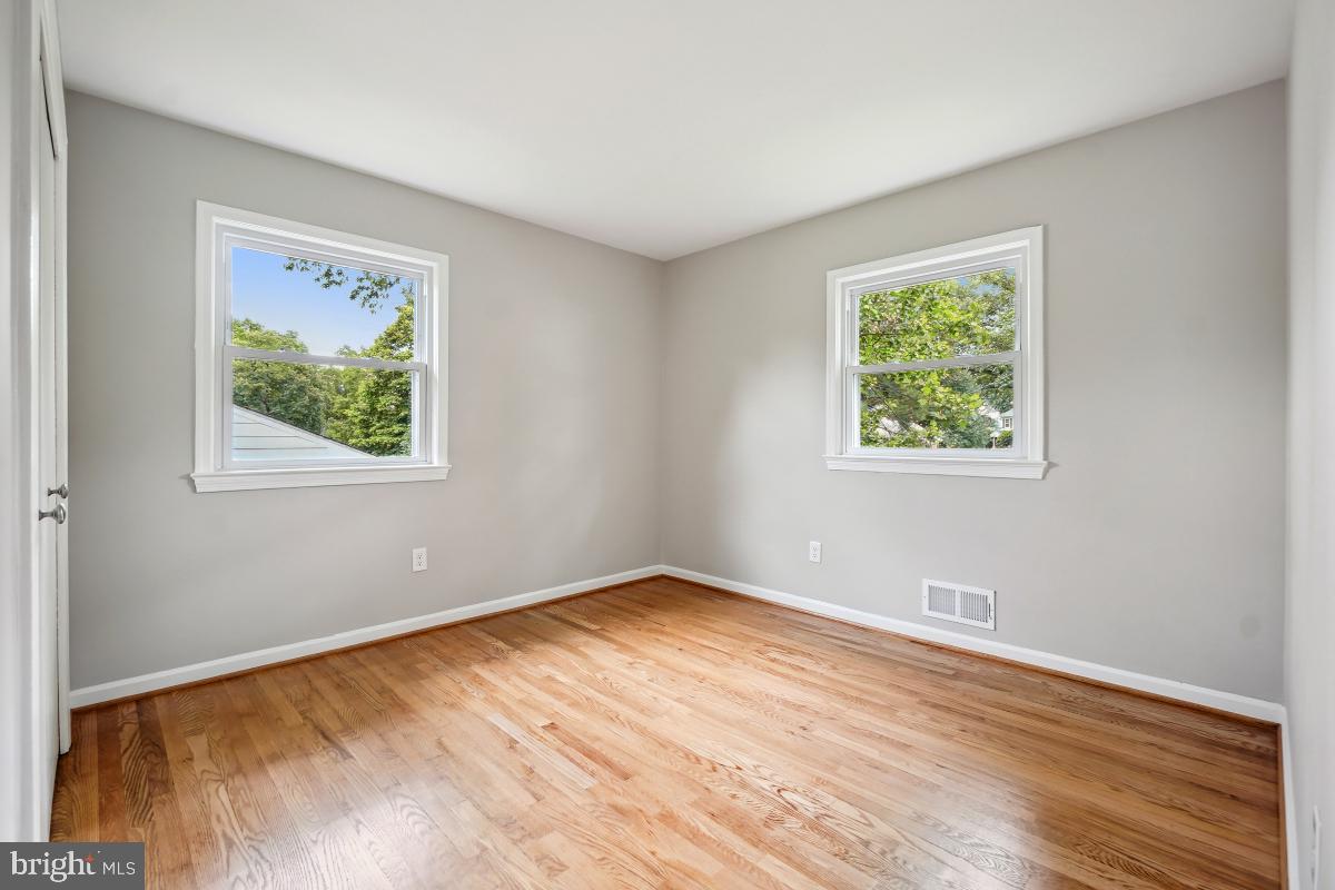 POTOMAC WOODS - Residential