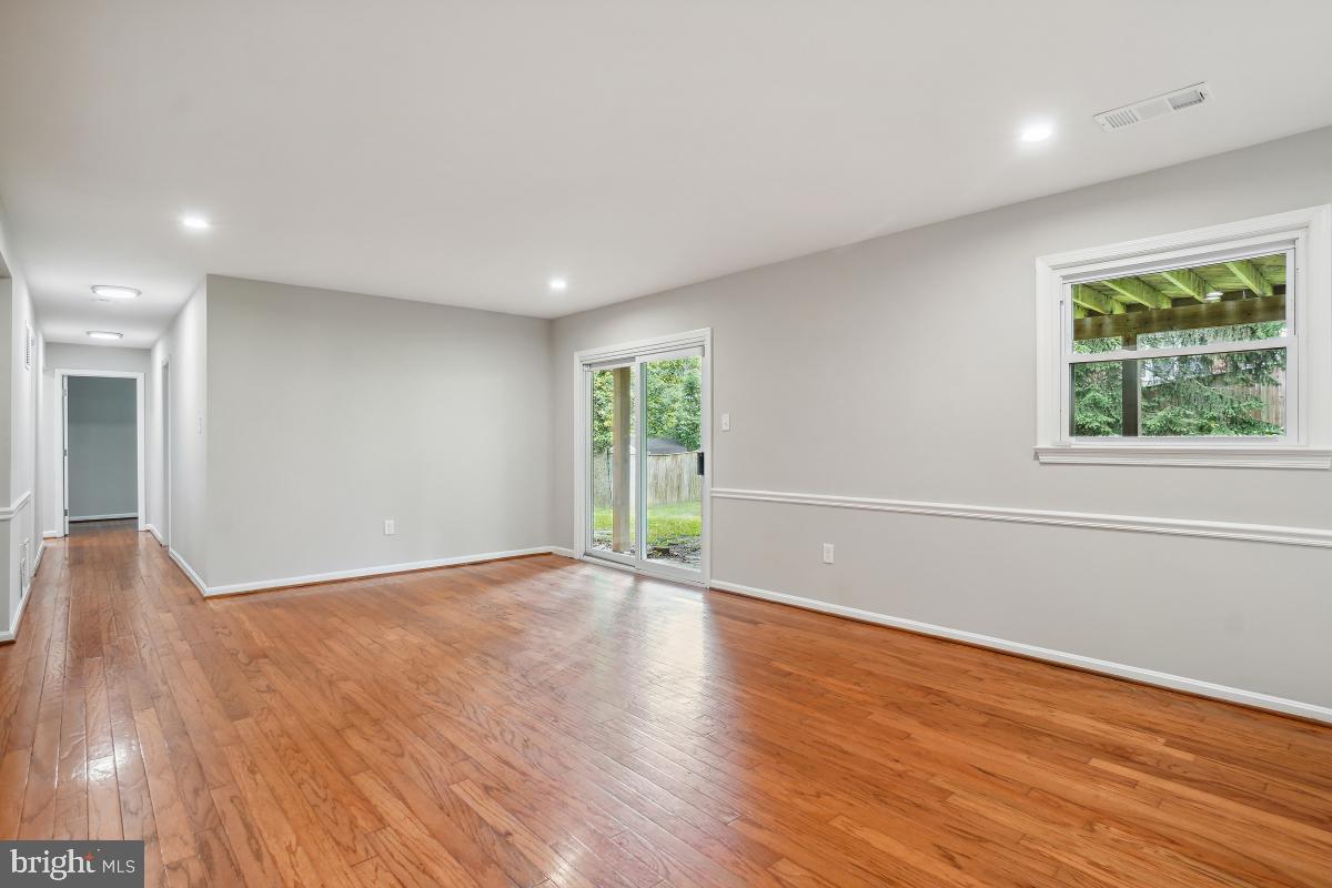 POTOMAC WOODS - Residential