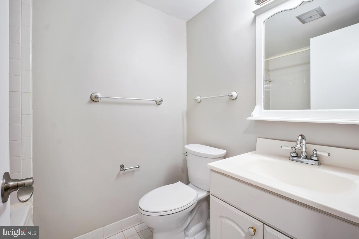 POTOMAC WOODS - Residential