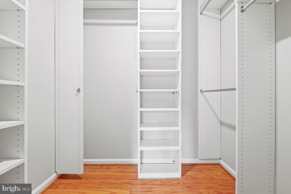 POTOMAC WOODS - Residential