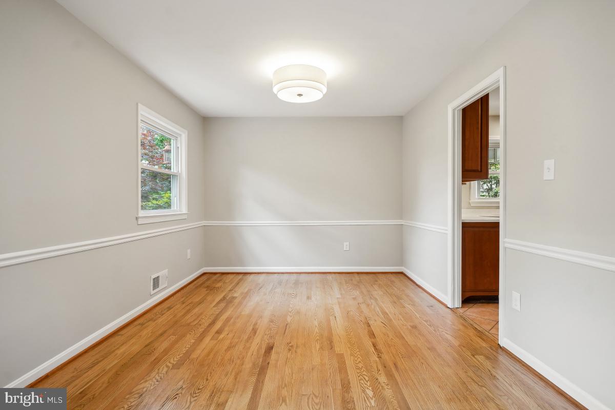 POTOMAC WOODS - Residential