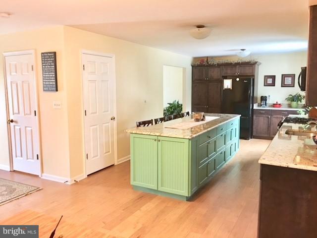 GRACE HARBOUR - Residential