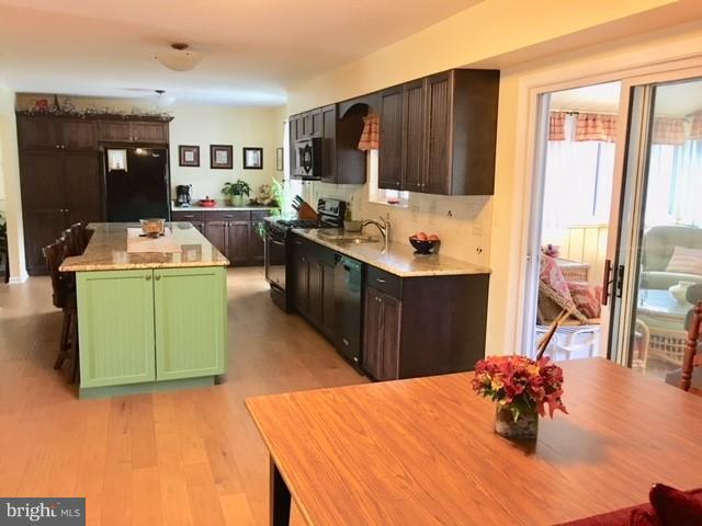 GRACE HARBOUR - Residential